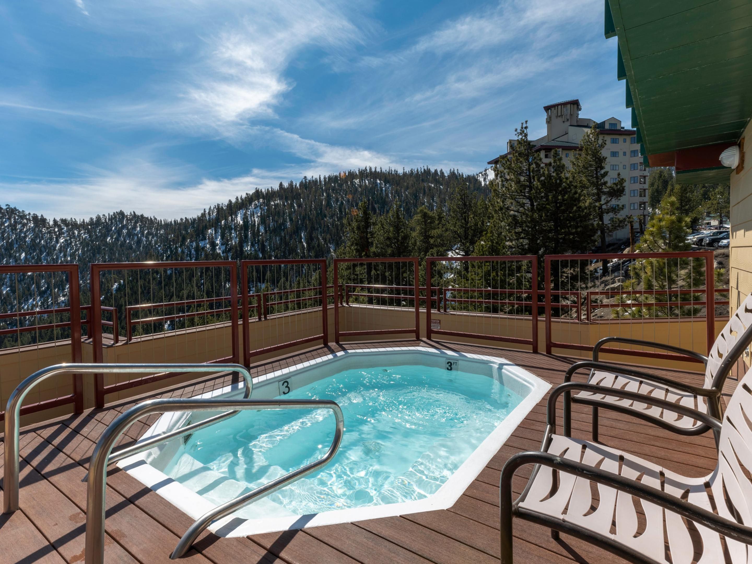 Be ready to rejuvenate at one of our indoor or outdoor hot tubs just steps away from your villa. Each building has its own designated area for relaxation, in addition to two pools near the Clubhouse and Resort Center. 