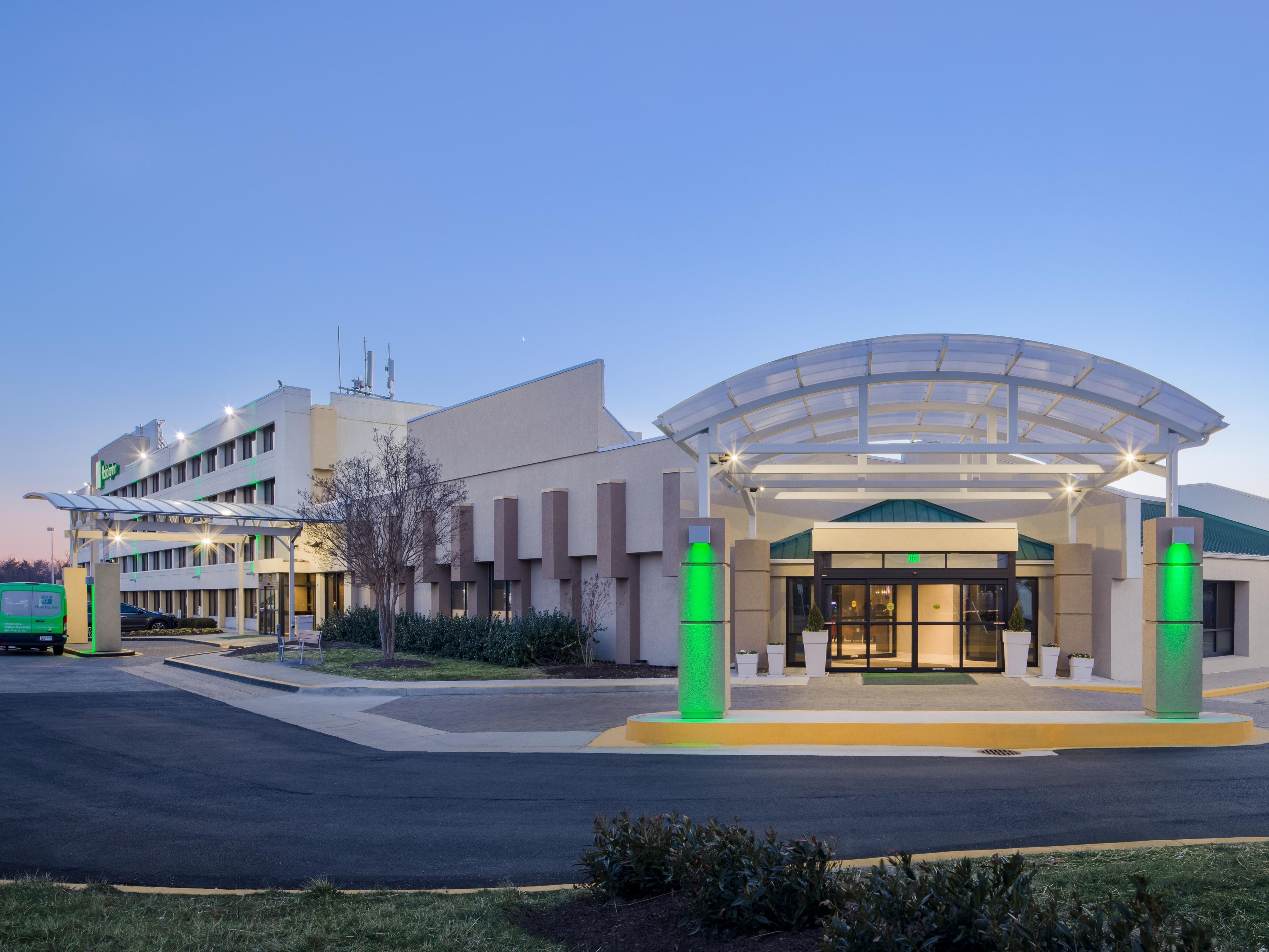 Our hotel is perfectly situated within walking distance of the USDA buildings in Beltsville, making it an ideal choice for government employees and visitors. Take advantage of our special government rates and enjoy a comfortable stay with easy access to the USDA offices.