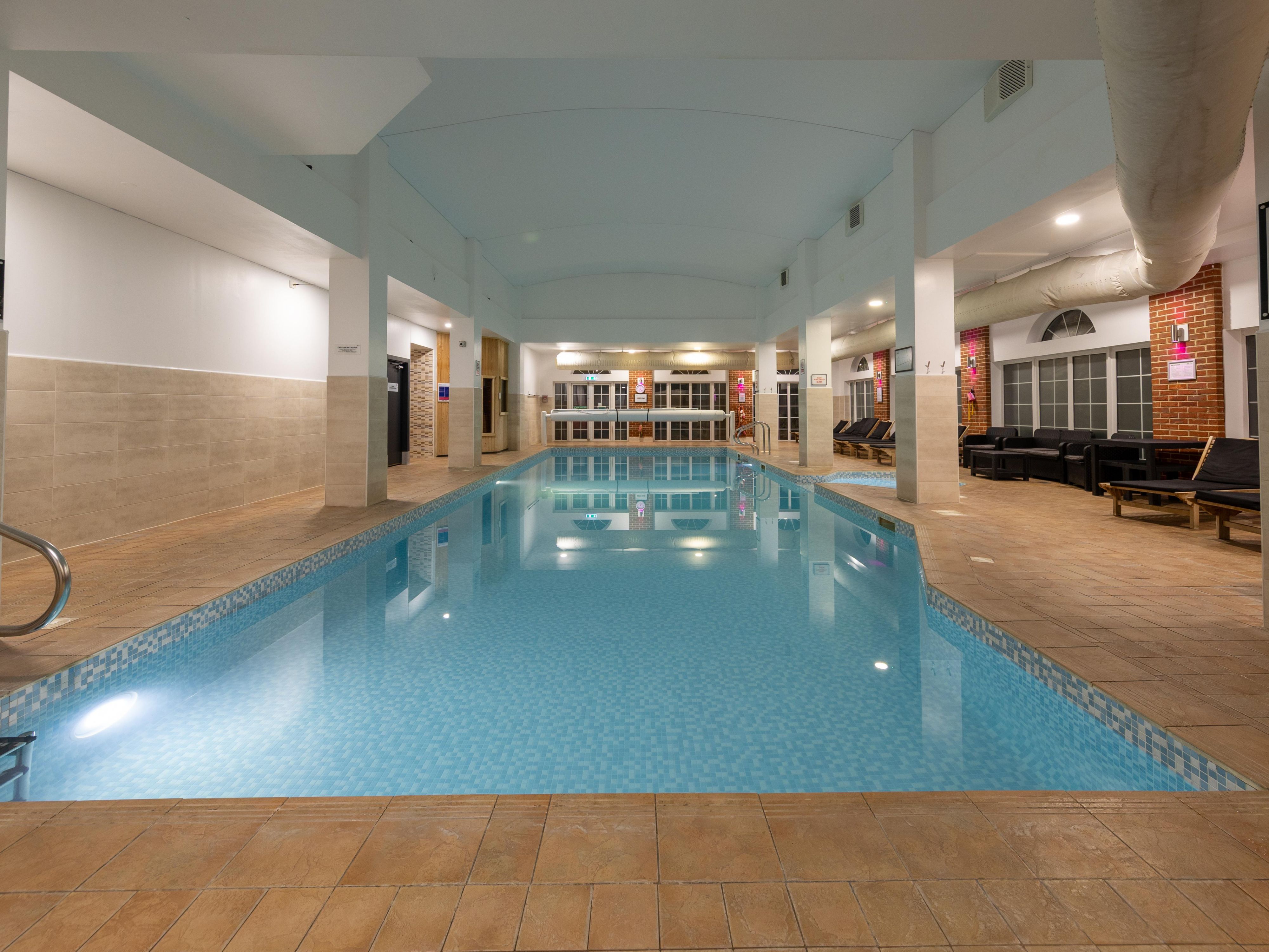 A 15 metre heated swimming pool, spa pool, steam room and sauna. Available during your stay. Please refer to the leisure club's direct website for any restrictions