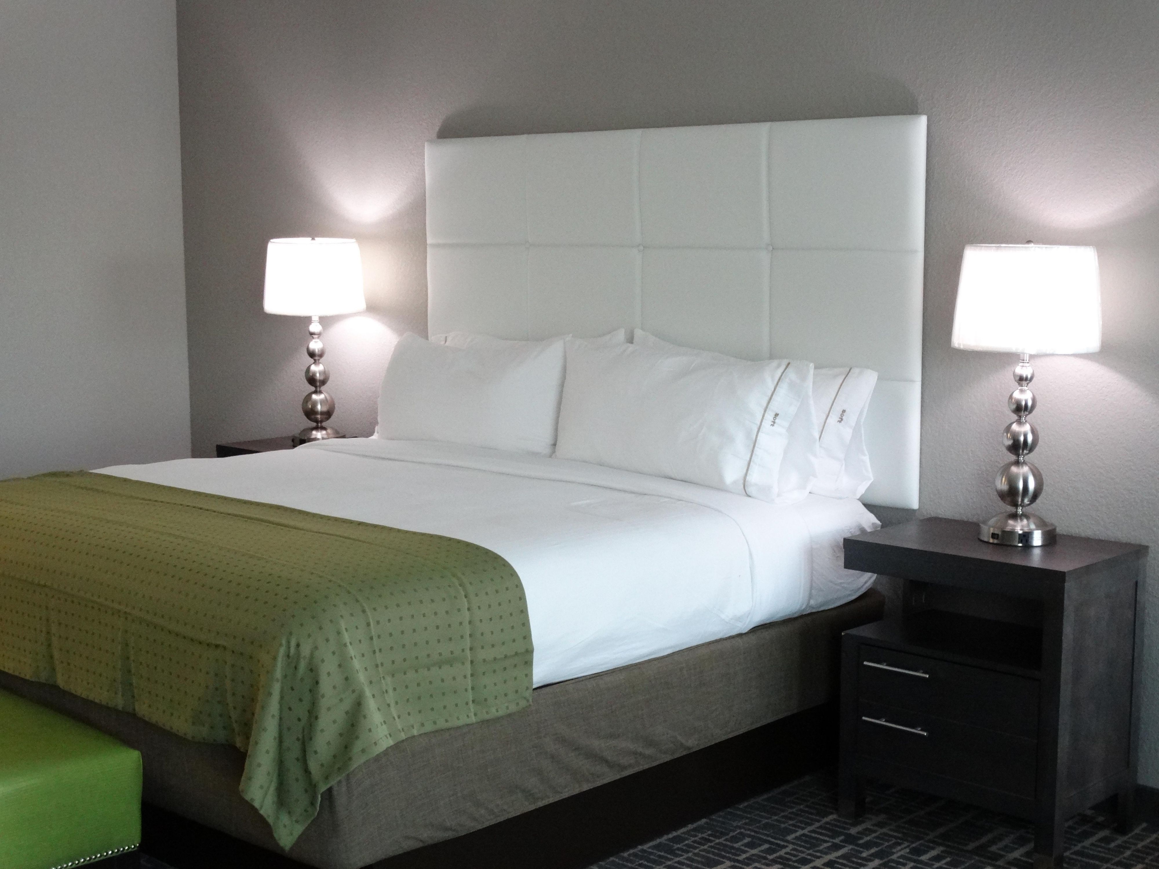 Single Bed Guest Room