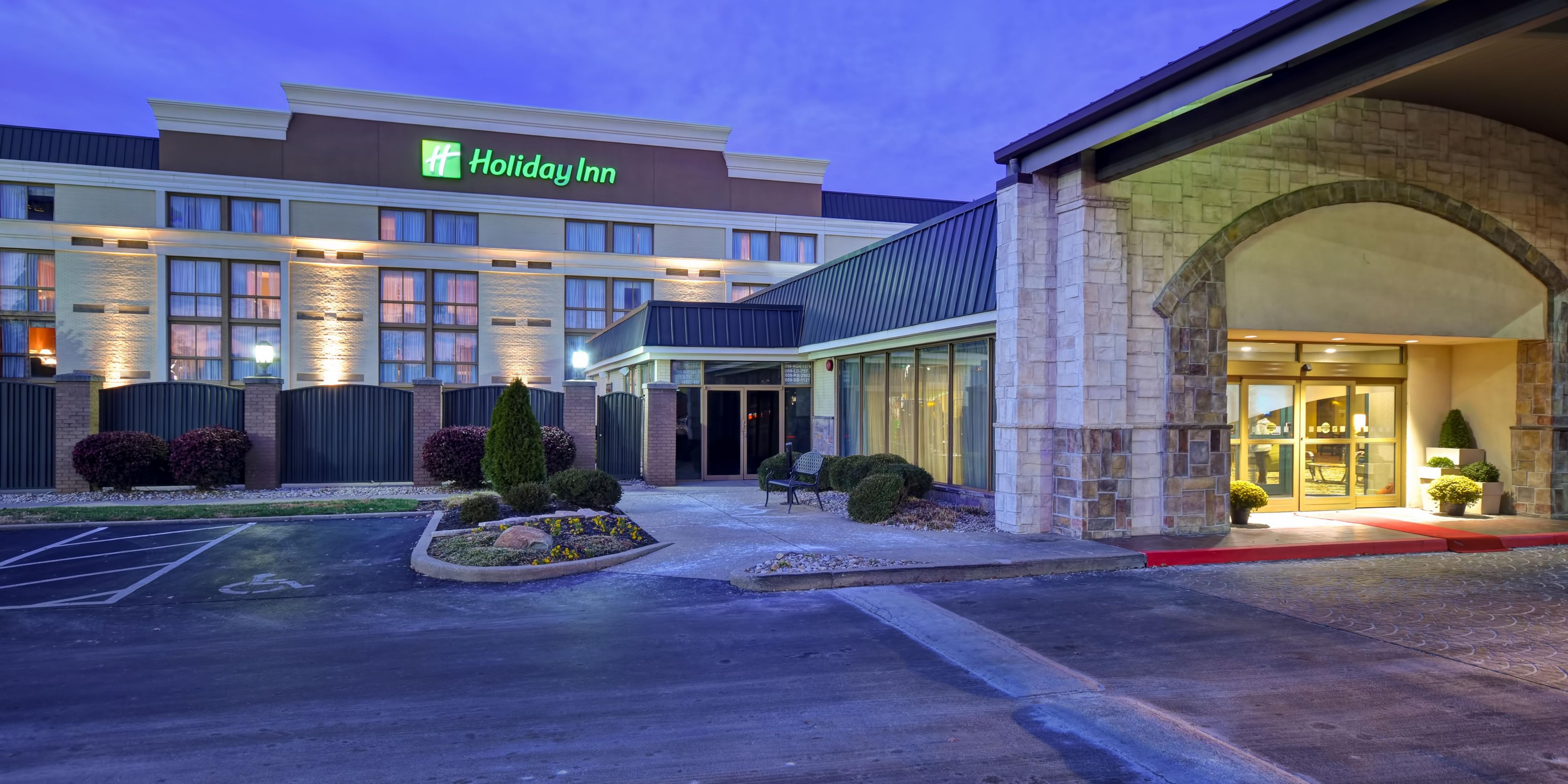 Holiday Inn Cincinnati-Riverfront