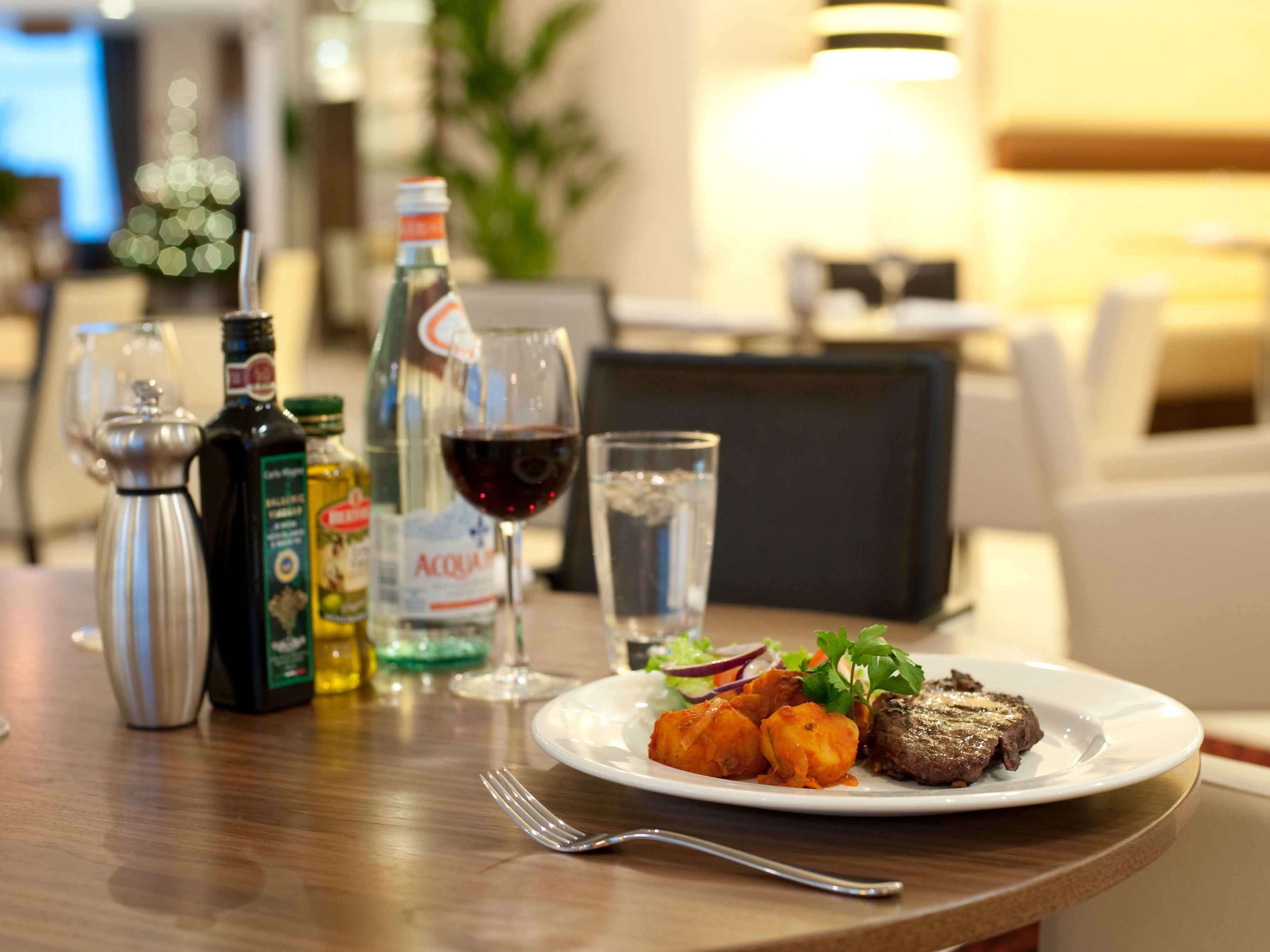 Our menu offers a delicious choice whether you're looking for a quick bite to eat or a full 3-course dinner.