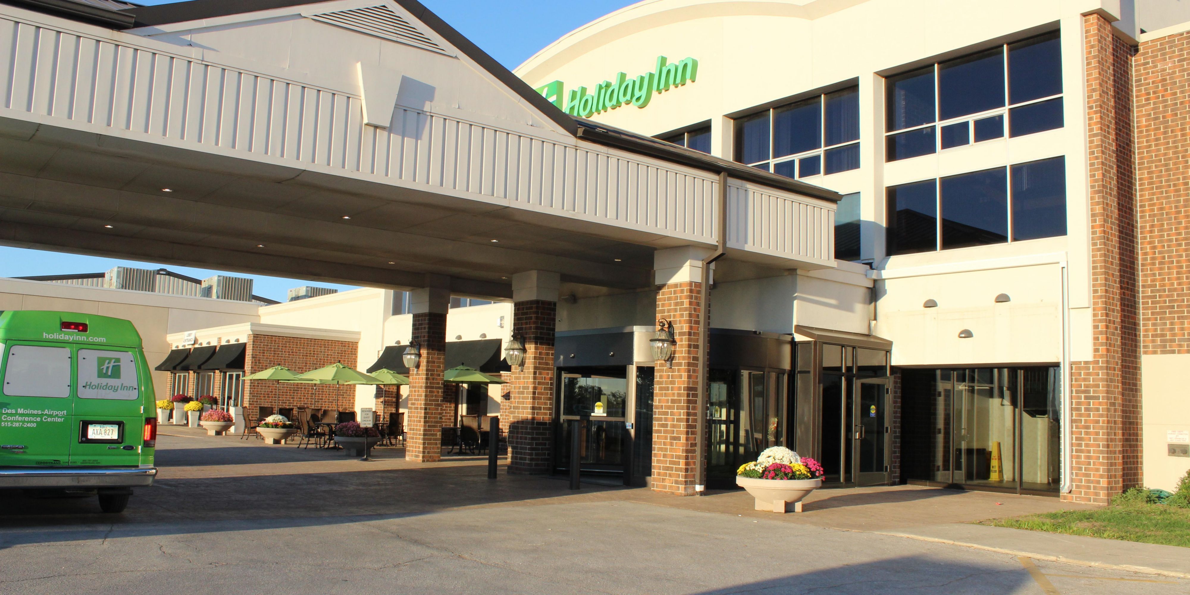 Des Moines Hotels Near Adventureland Holiday Inn Des Moines Airport Conf Center