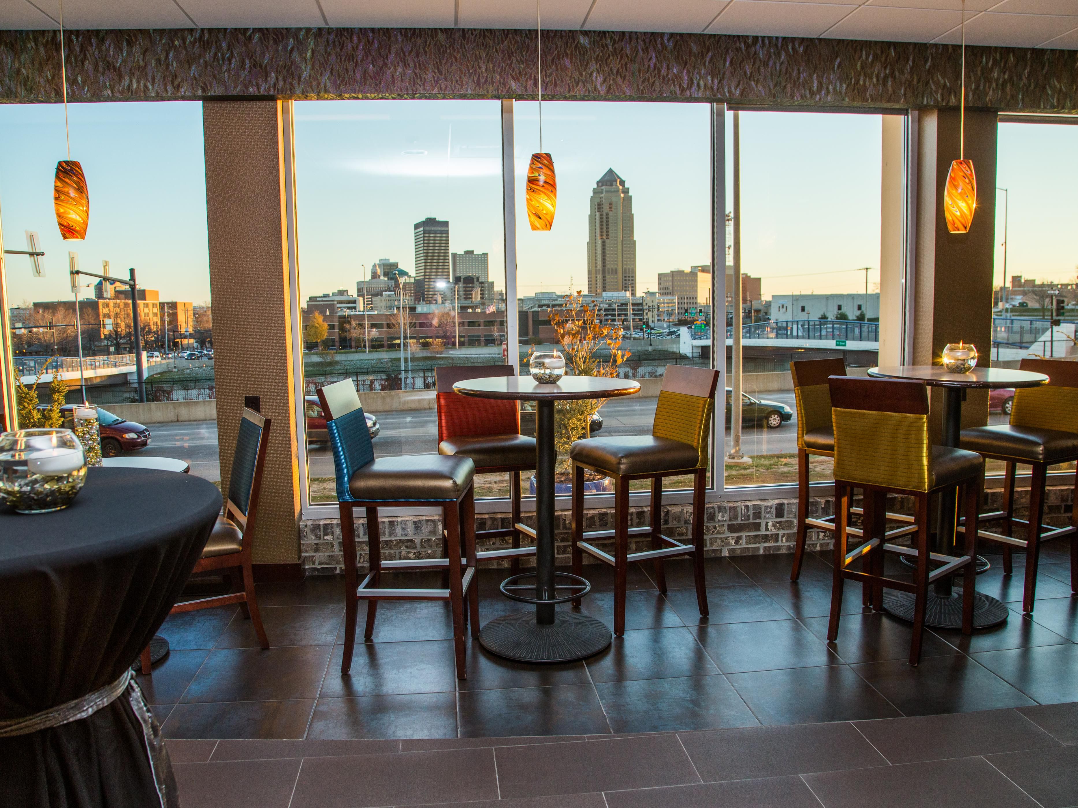 Great Location just a short walk to Wells Fargo Arena in Downtown Des Moines.