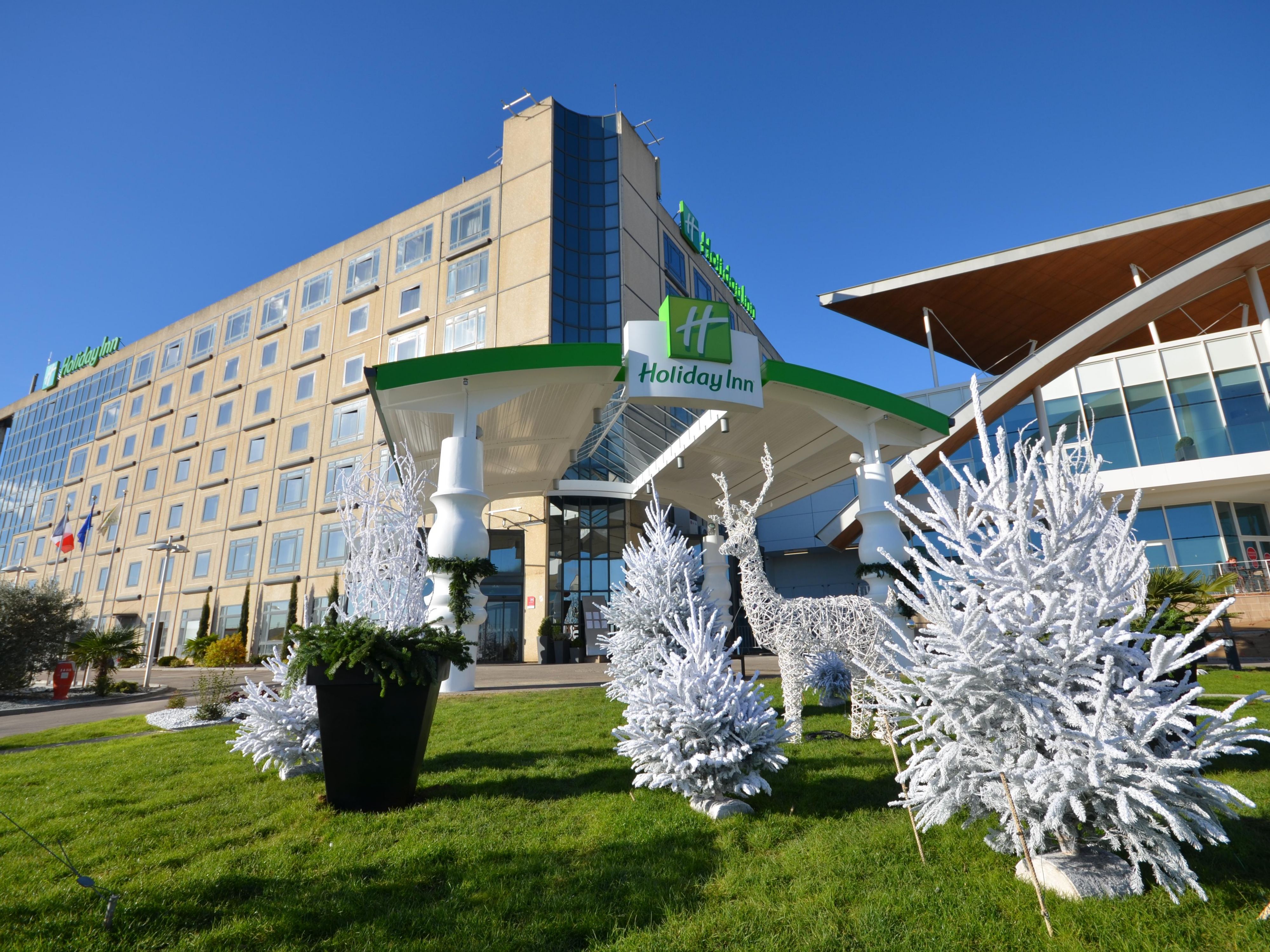 Ngoại thất khách sạn