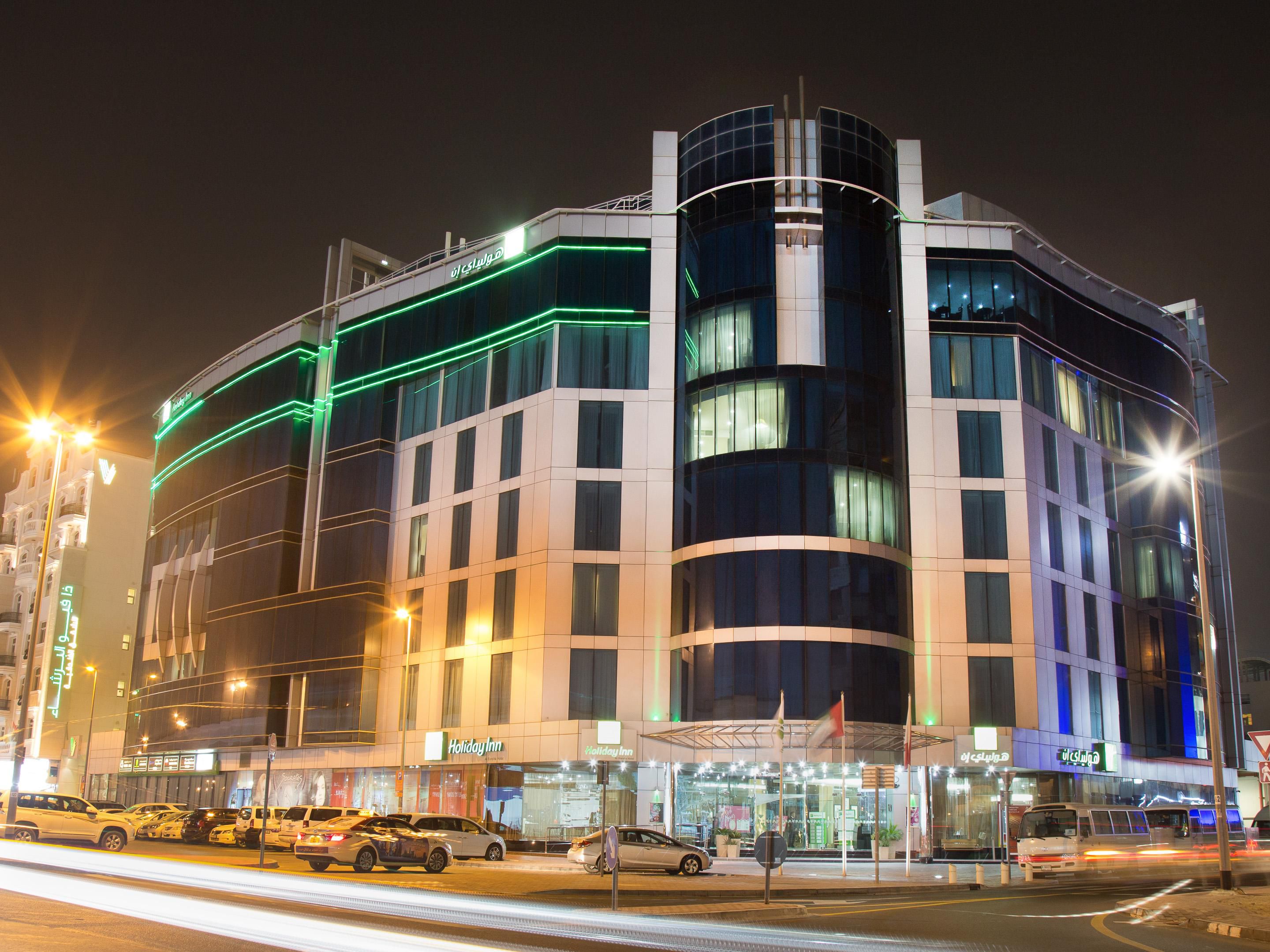 Holiday Inn Dubai – Al Barsha is located near Sheikh Zayed Road so it’s an ideal hotel for travelers who are visiting Expo 2020. Our hotel is within a 3 minute walk to the Mashreq Metro Station which takes 25 minutes metro ride to the Expo 2020 site. We provide shuttle buses from hotel to the site. When driving to the site it is 20 mins away.