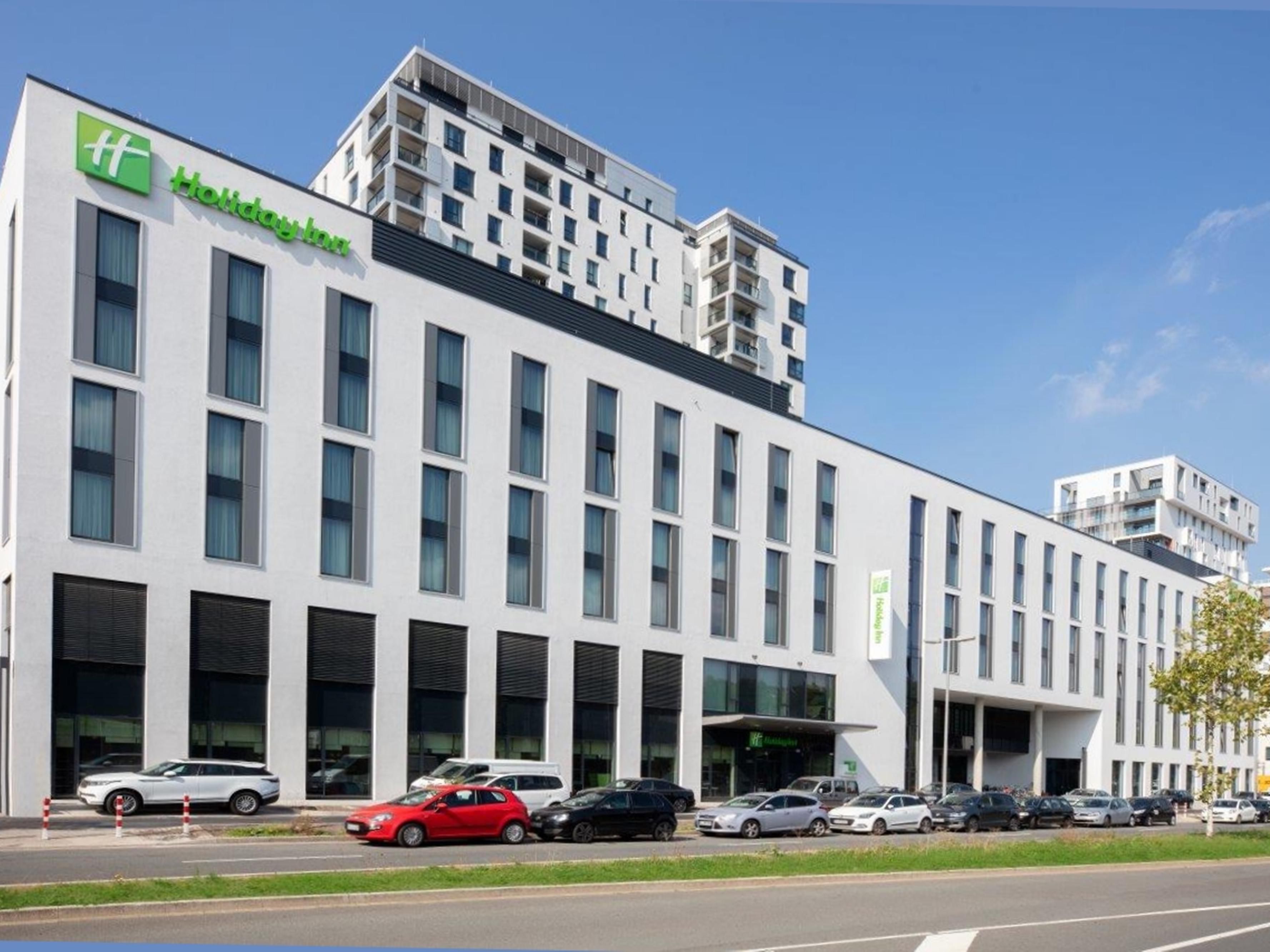 Hotels In Der Nahe Von Flughafen Dusseldorf Dus Holiday Inn Dusseldorf City Toulouser Alle