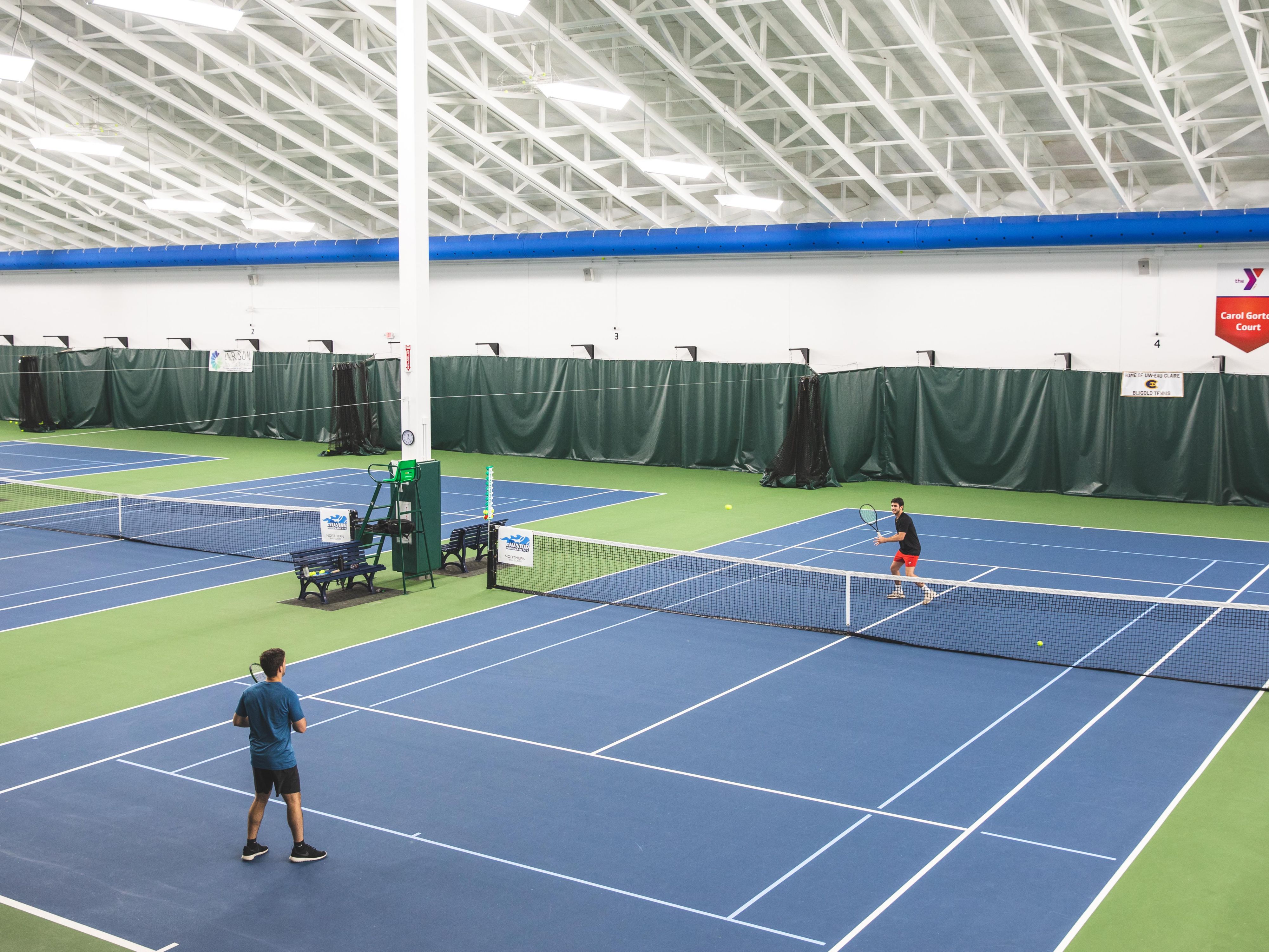Our area has a rich history of loving sports! Hockey, Football, Tennis, Baseball, Basketball, and Soccer there is a lot of fun to be had. 
Book your sports team with our hotel. We feature Double Queen rooms and Suites to pack a few teams in. They will also love our heated indoor pool. Kids 12 and under eat free with a parent inside our restaurant. 