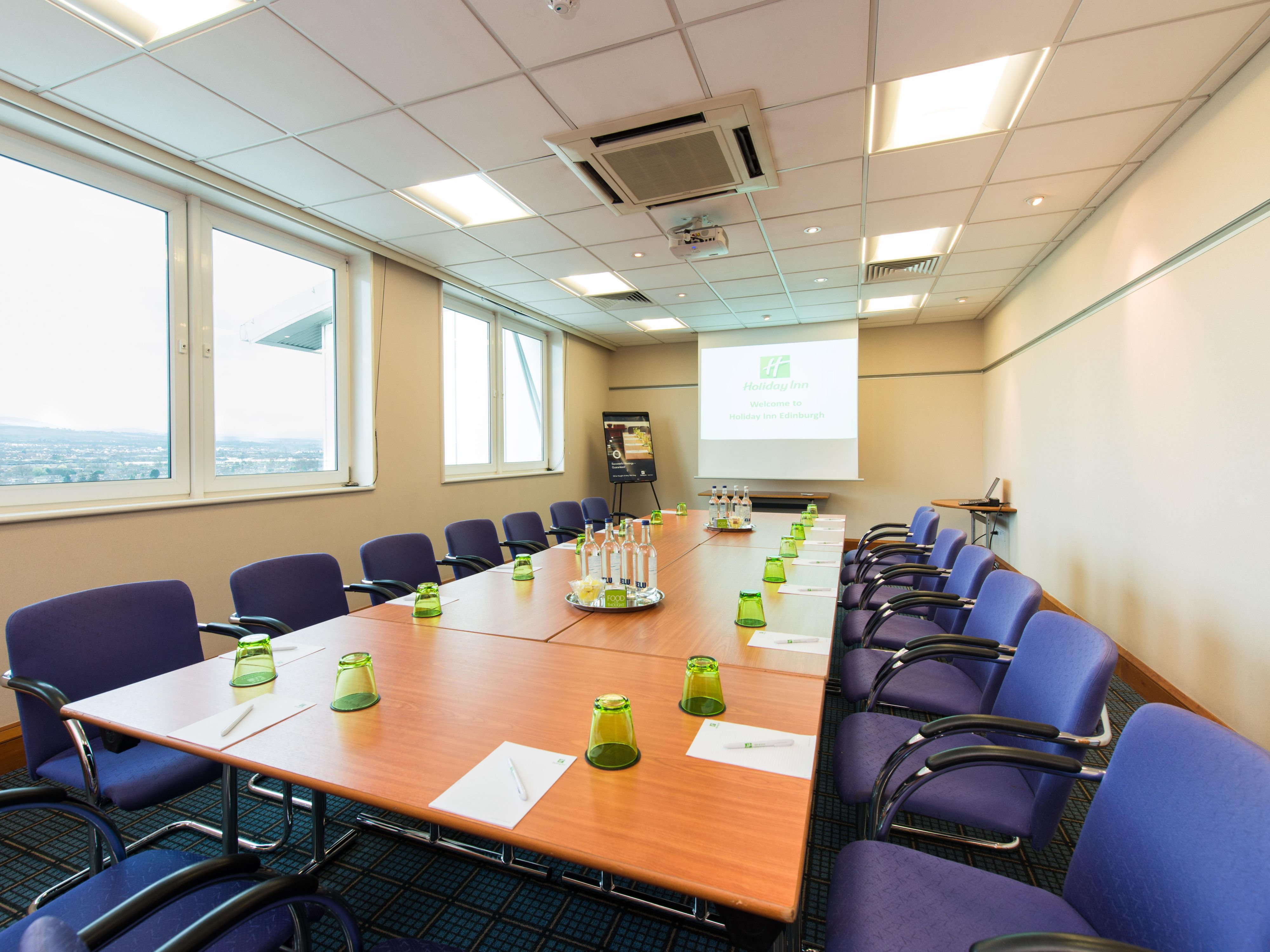 Host meetings of events for up to 120 guests in one of our 14 fully equipped, versatile meeting rooms each with panoramic views.  
