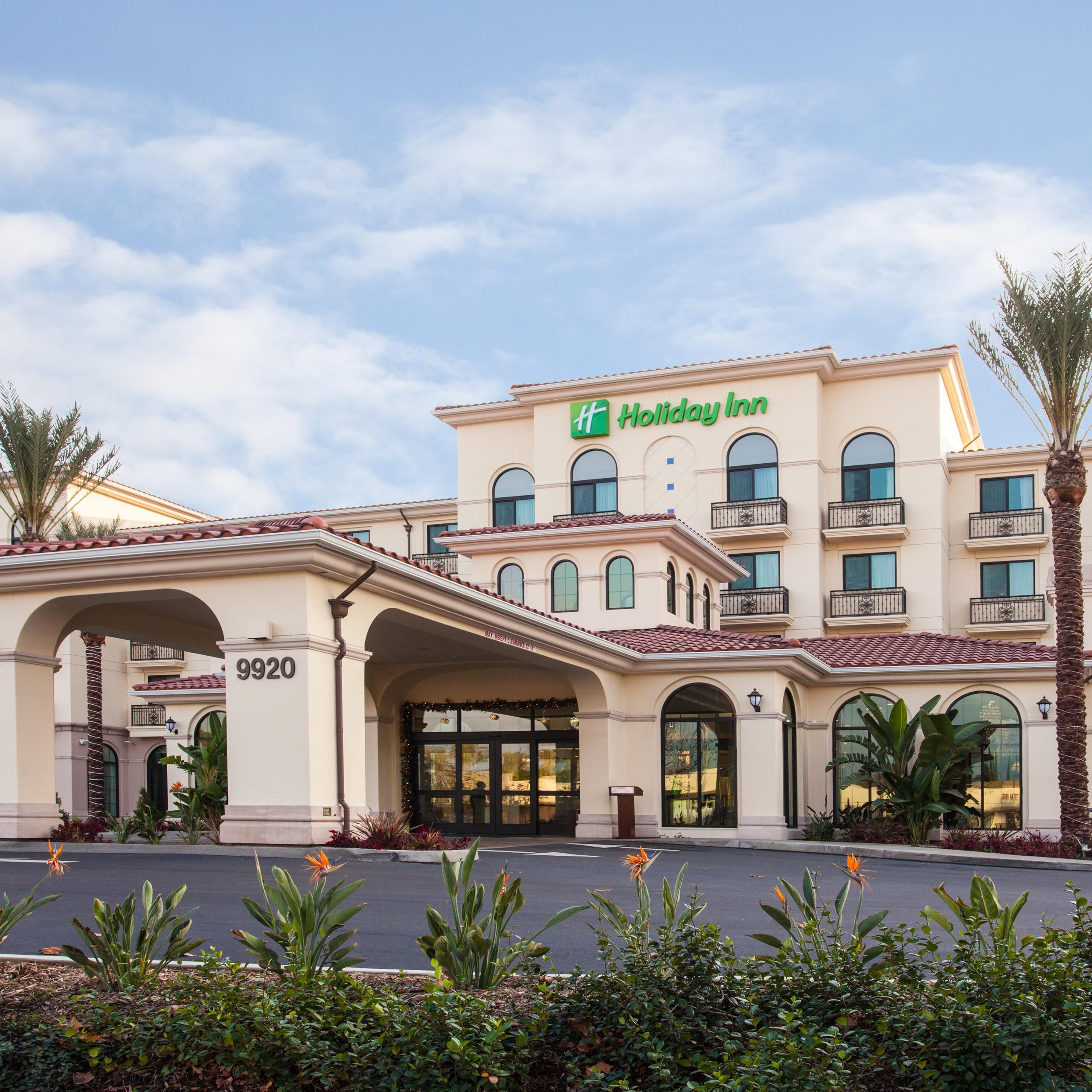 Hotels Near Crypto.com Arena in Los Angeles, United States | IHG