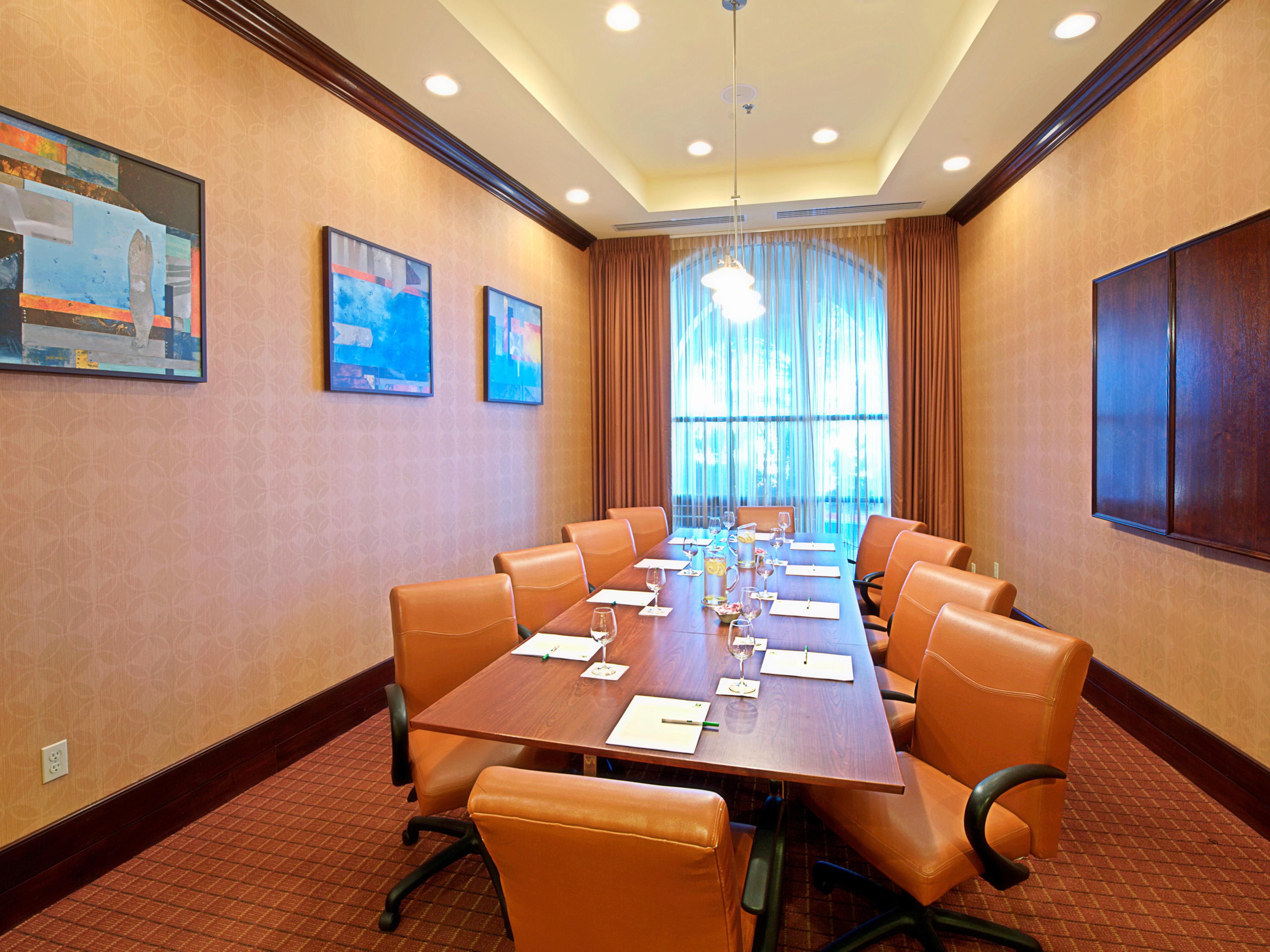 Our Executive Boardroom is a favorite for intimate corporate meetings or company interviews, with complimentary wireless internet, water station, and seating for up to 10 attendees. Audio/Visual equipment, meals, and beverages are all available. For pricing and availability, contact  Sales at alexandro.lazos@aimbridge.com