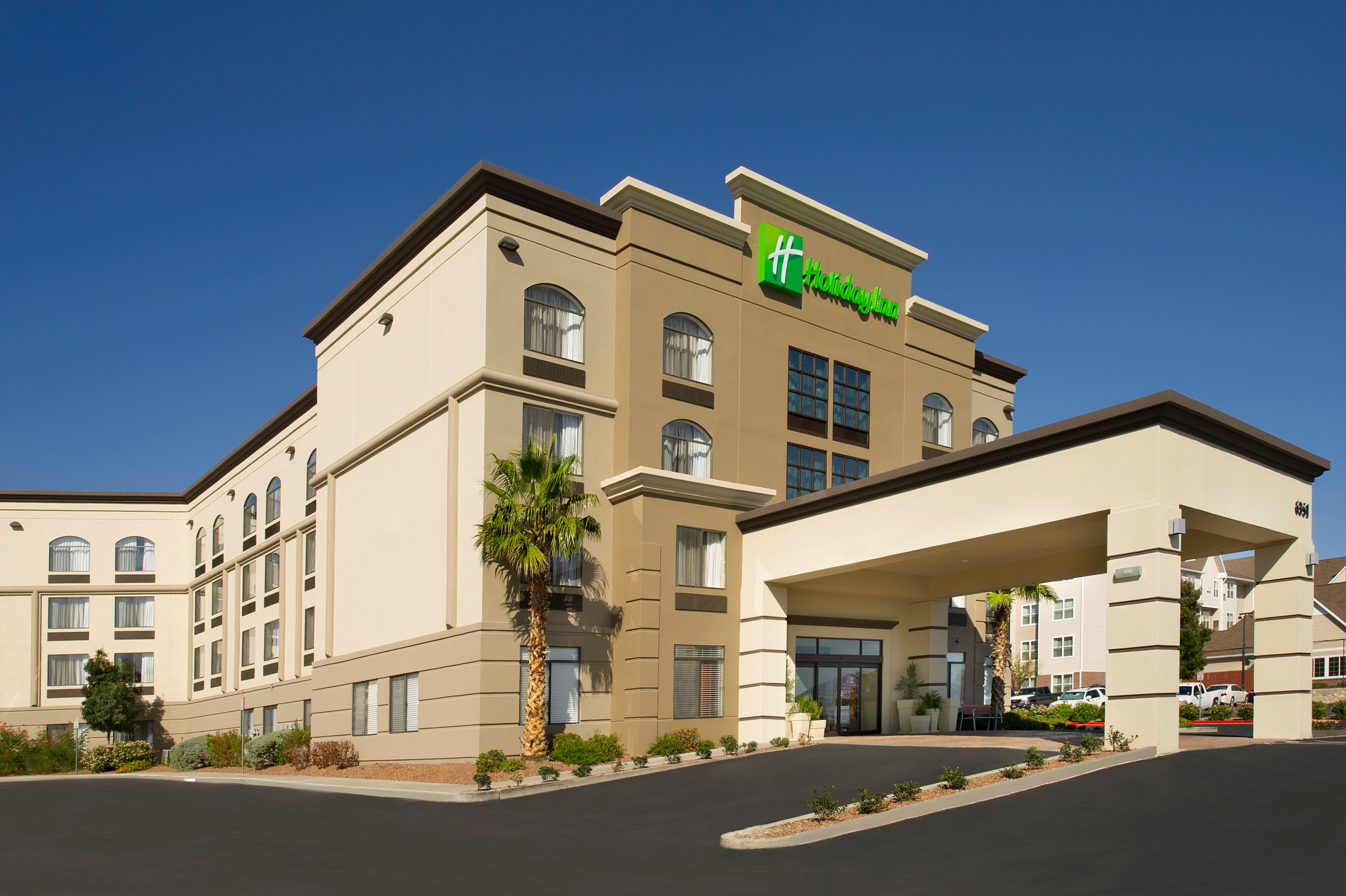 Family Friendly Hotels Near El Paso Airport Holiday Inn El Paso Airport