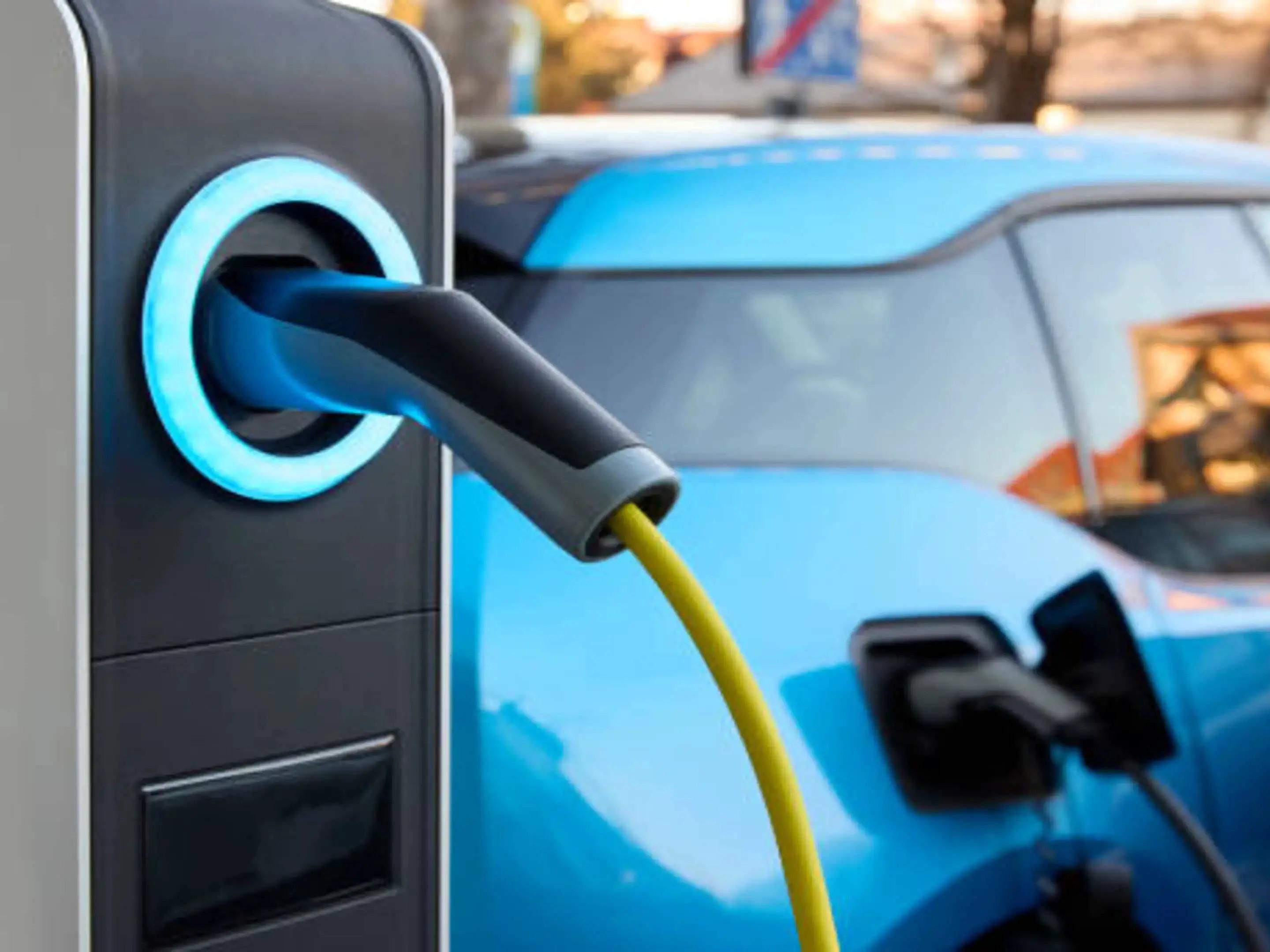 Charging stations available based on availability and located in the rear of the hotel at the Holiday Inn Chicago Elk Grove Village 