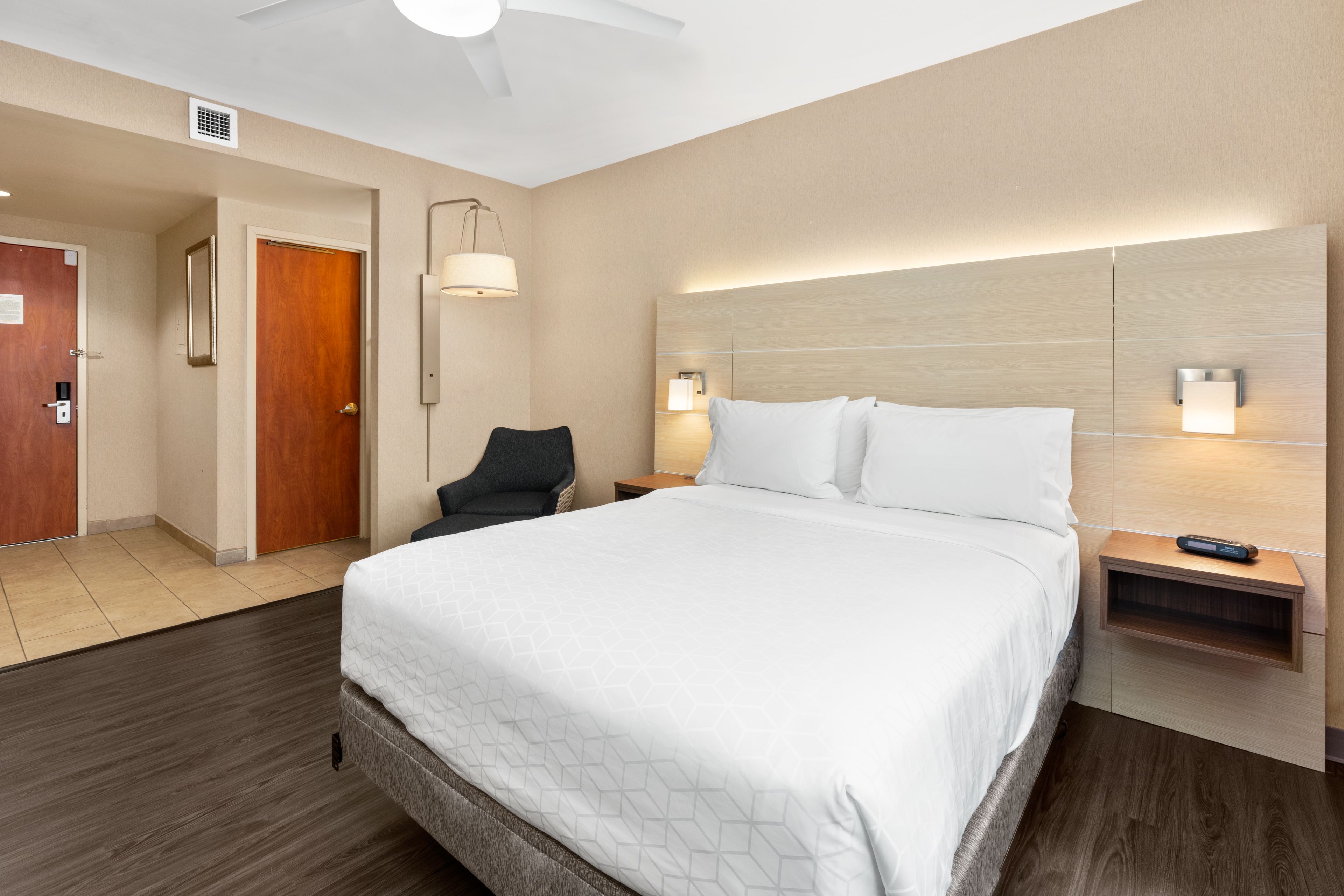 Single Bed Guest Room