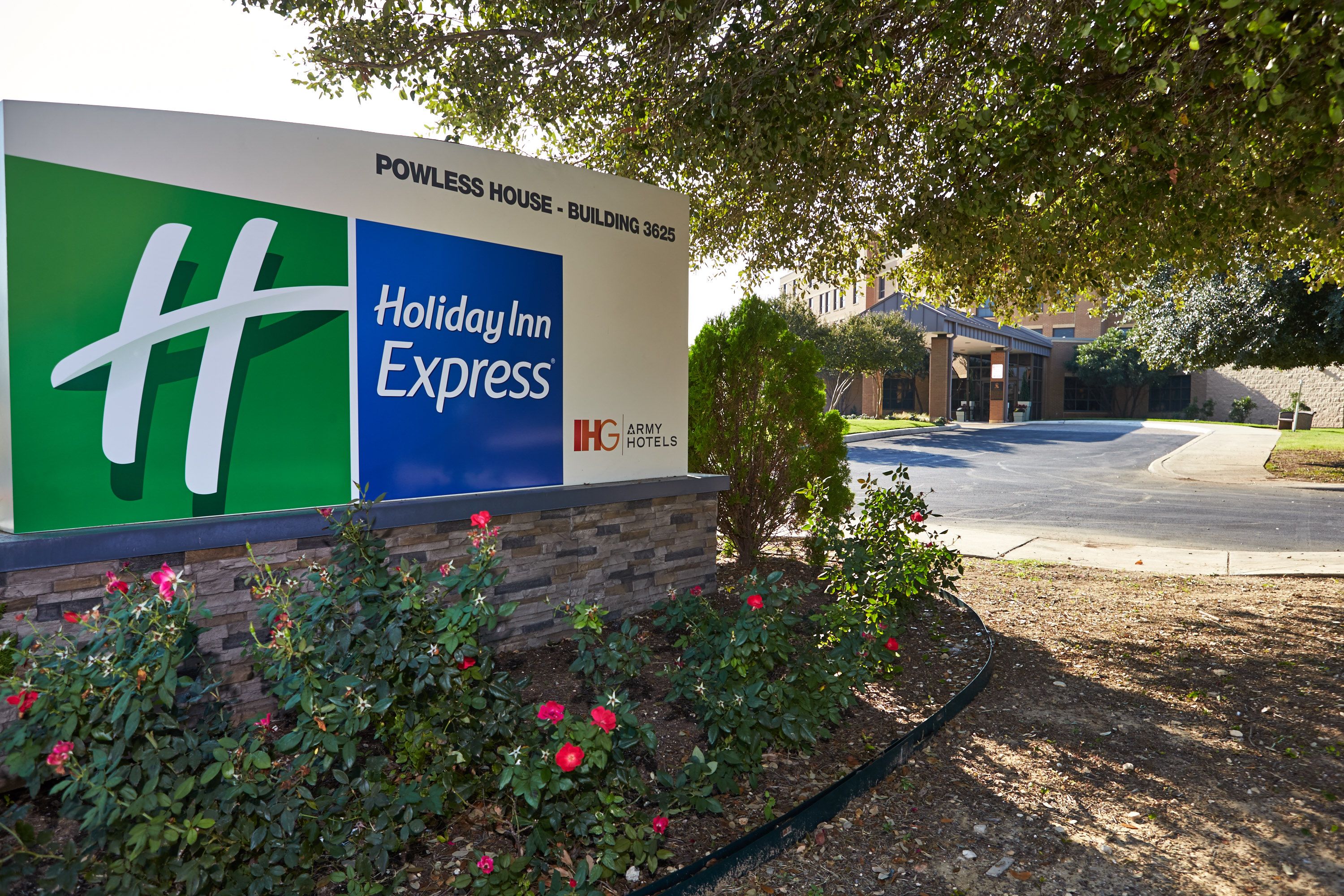 Holiday Inn Express - Powless Guest House, Front Entrance Sign