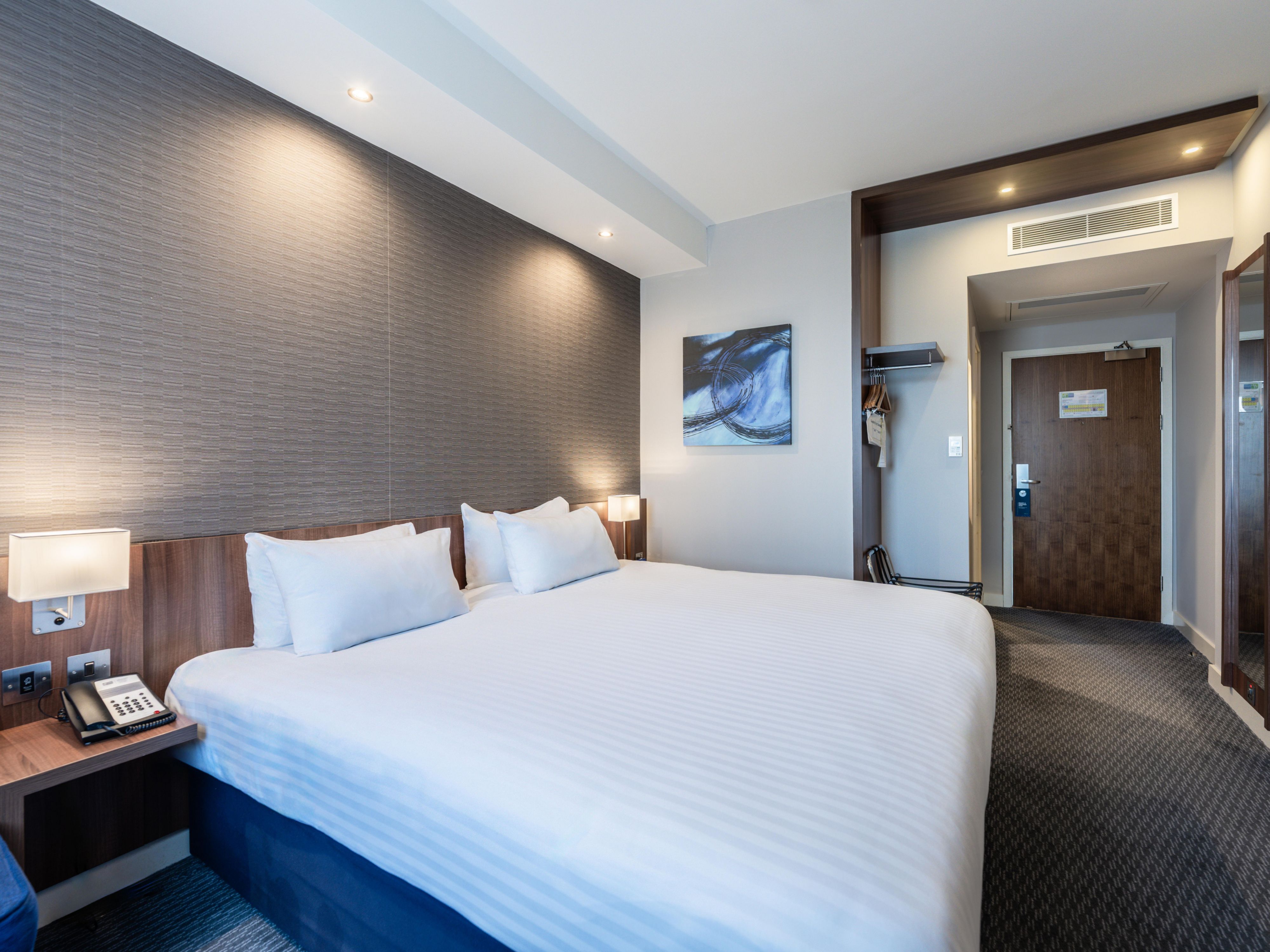 Accommodation - Features