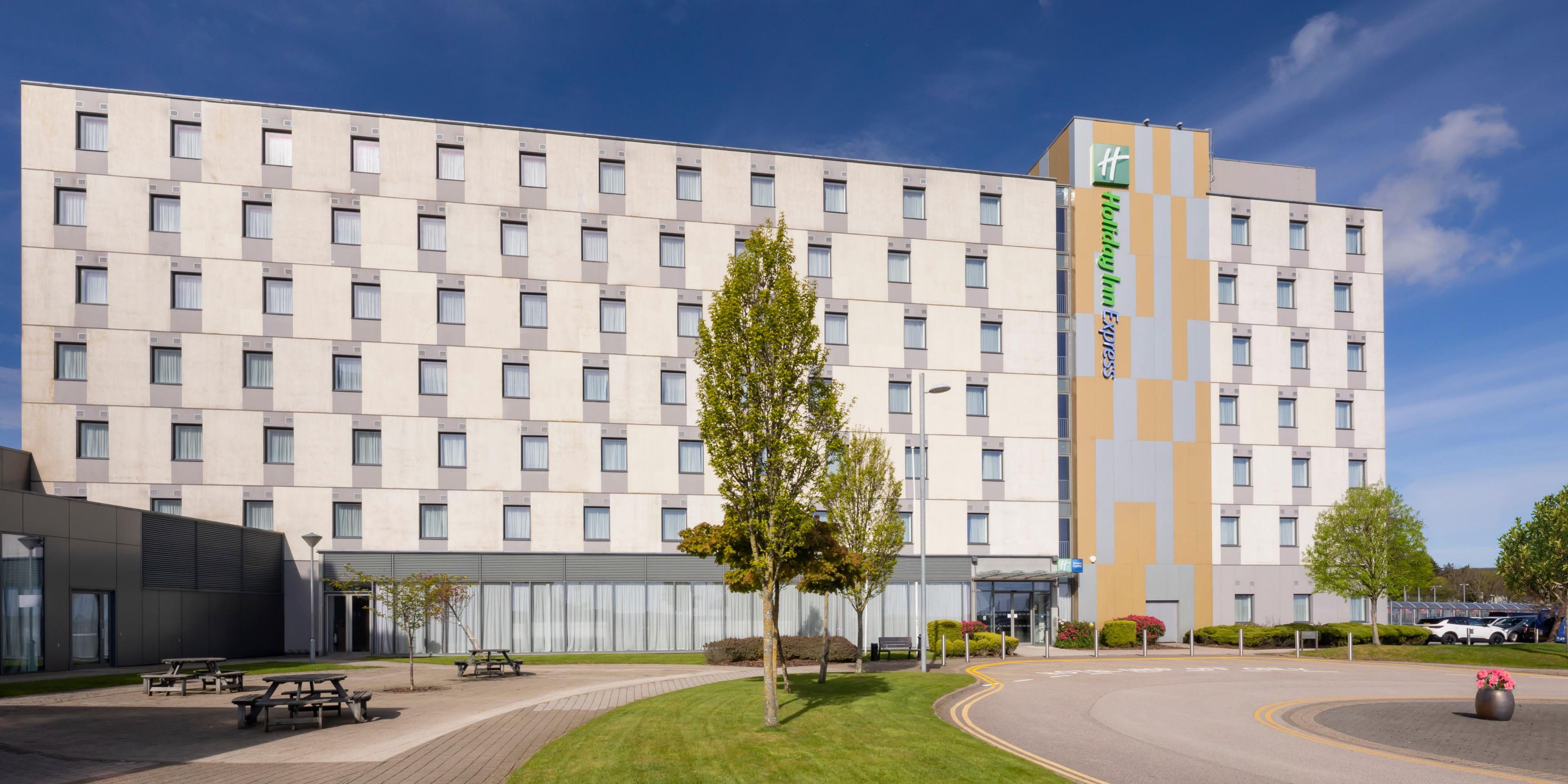 Holiday Inn Express Aberdeen Airport