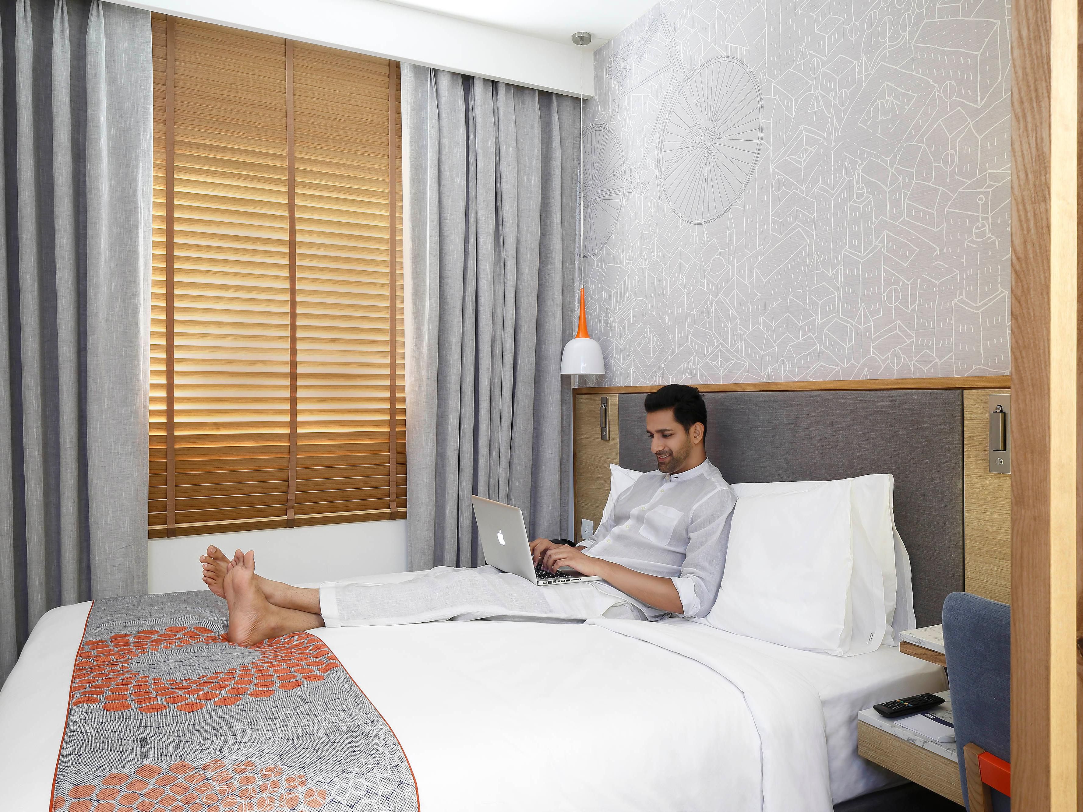 Deluxe Queen Bed Room