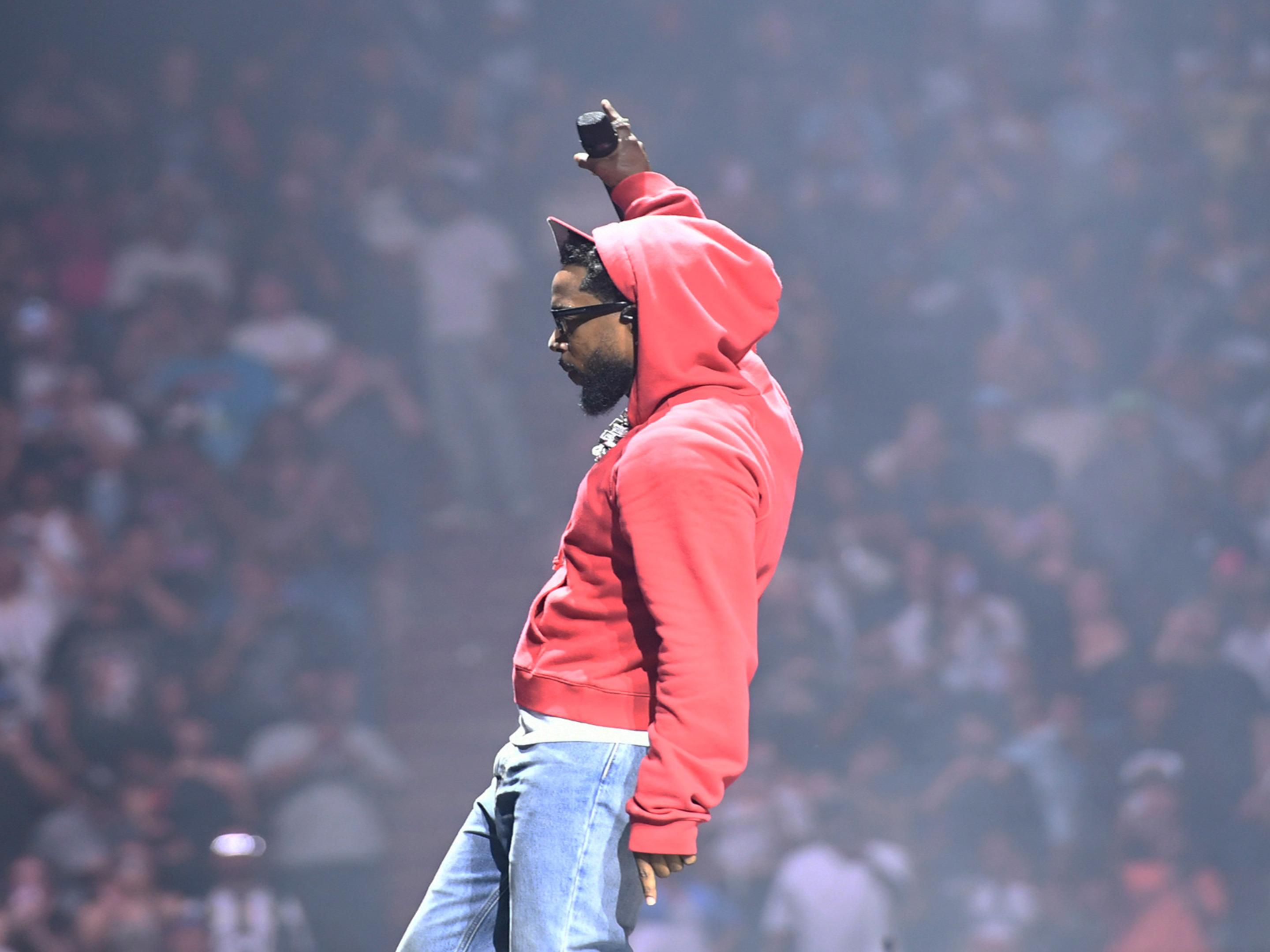 On Sunday July 13th, Kendrick Lamar and SZA will perform at the Johan Cruijff ArenA as part of the Grand National tour. Don't miss it, and stay at our nearby hotel for an unforgettable evening.