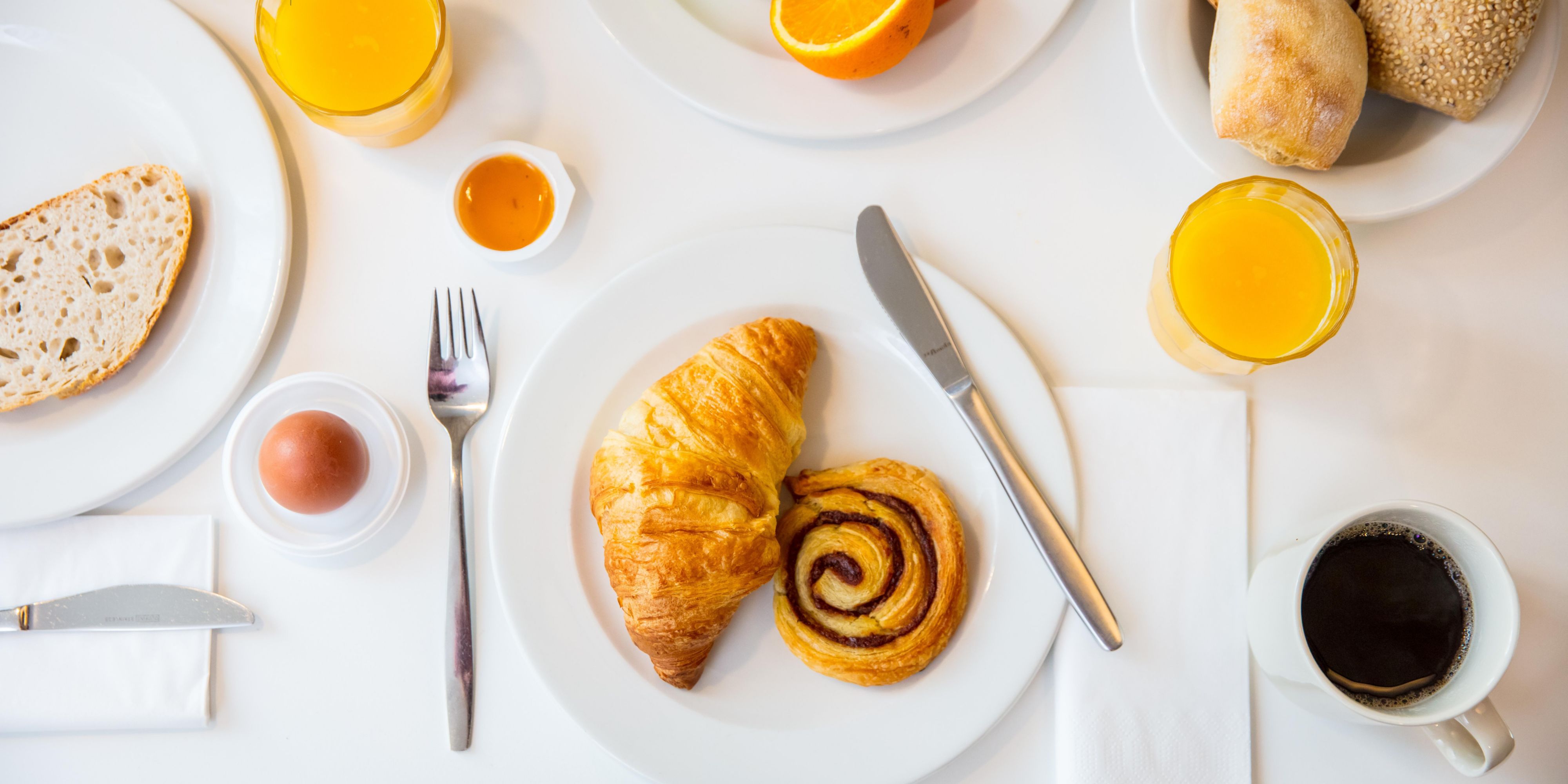 We've got our free Express Start Breakfast with Grab 'n' Go options to help kick start your day.