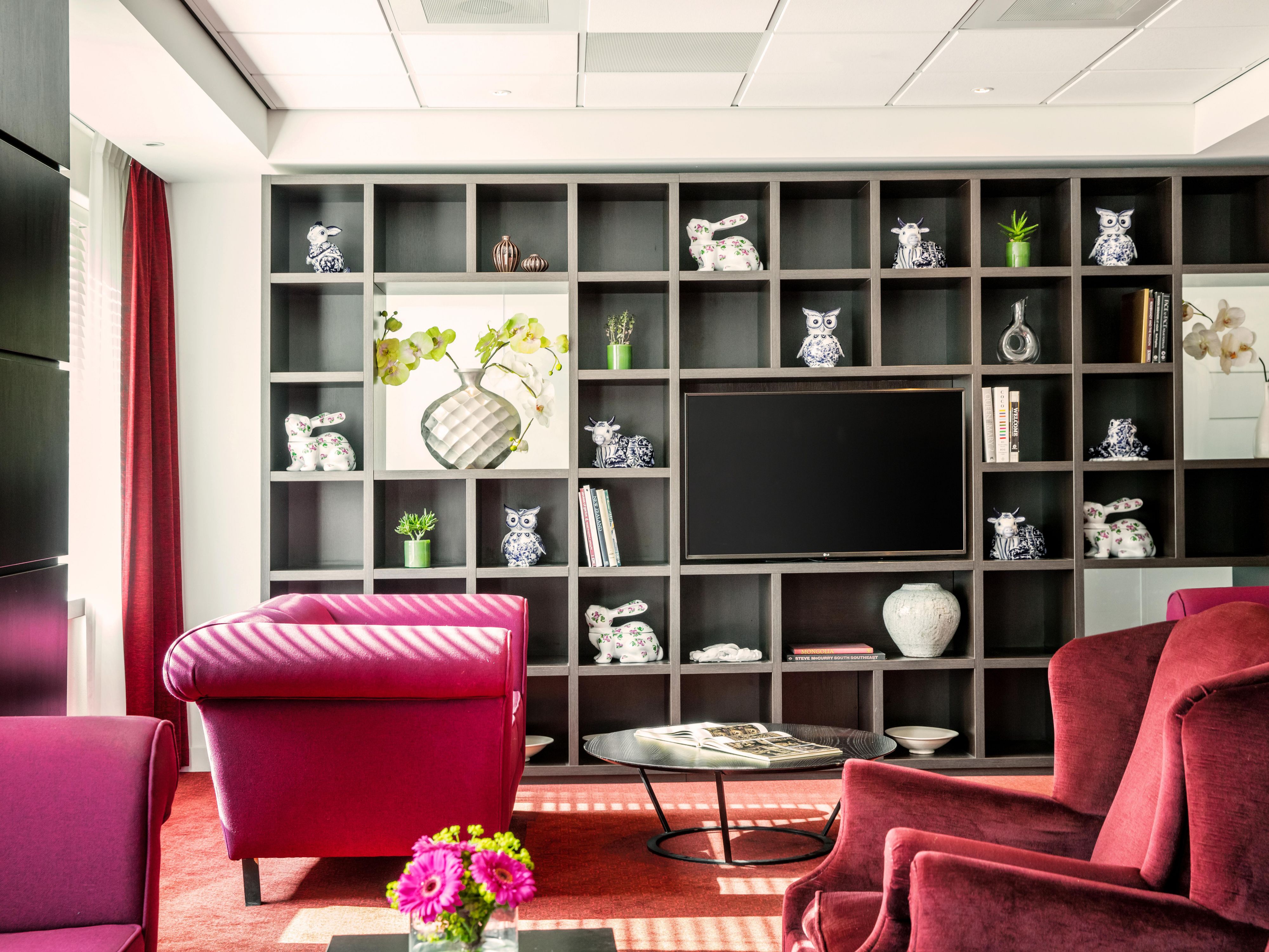 Guest Lounge