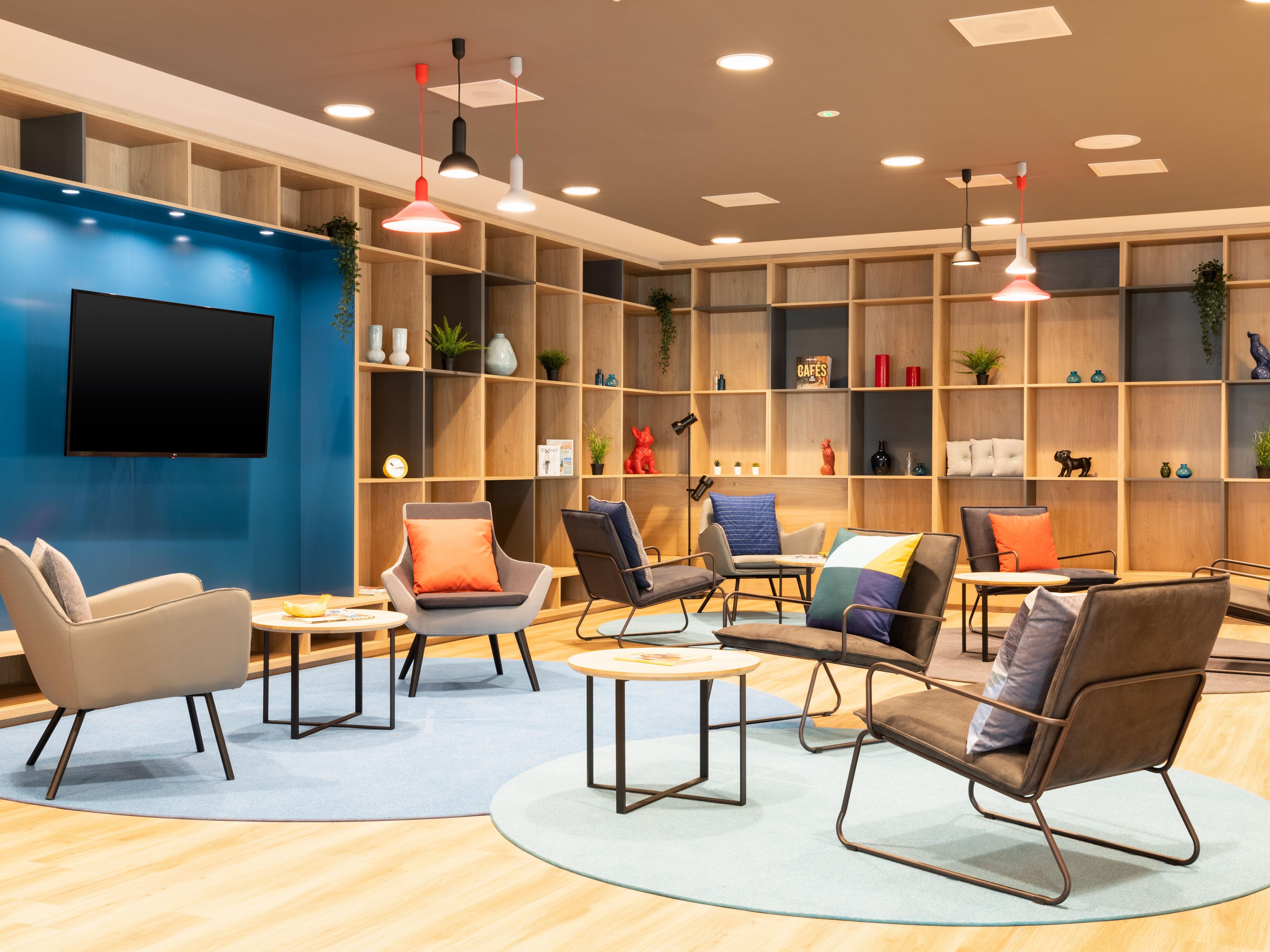 Guest lounge