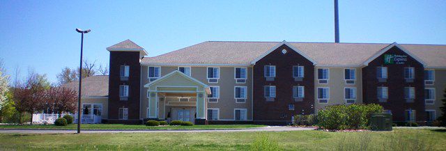 Holiday Inn Express & Suites Acme-Traverse City