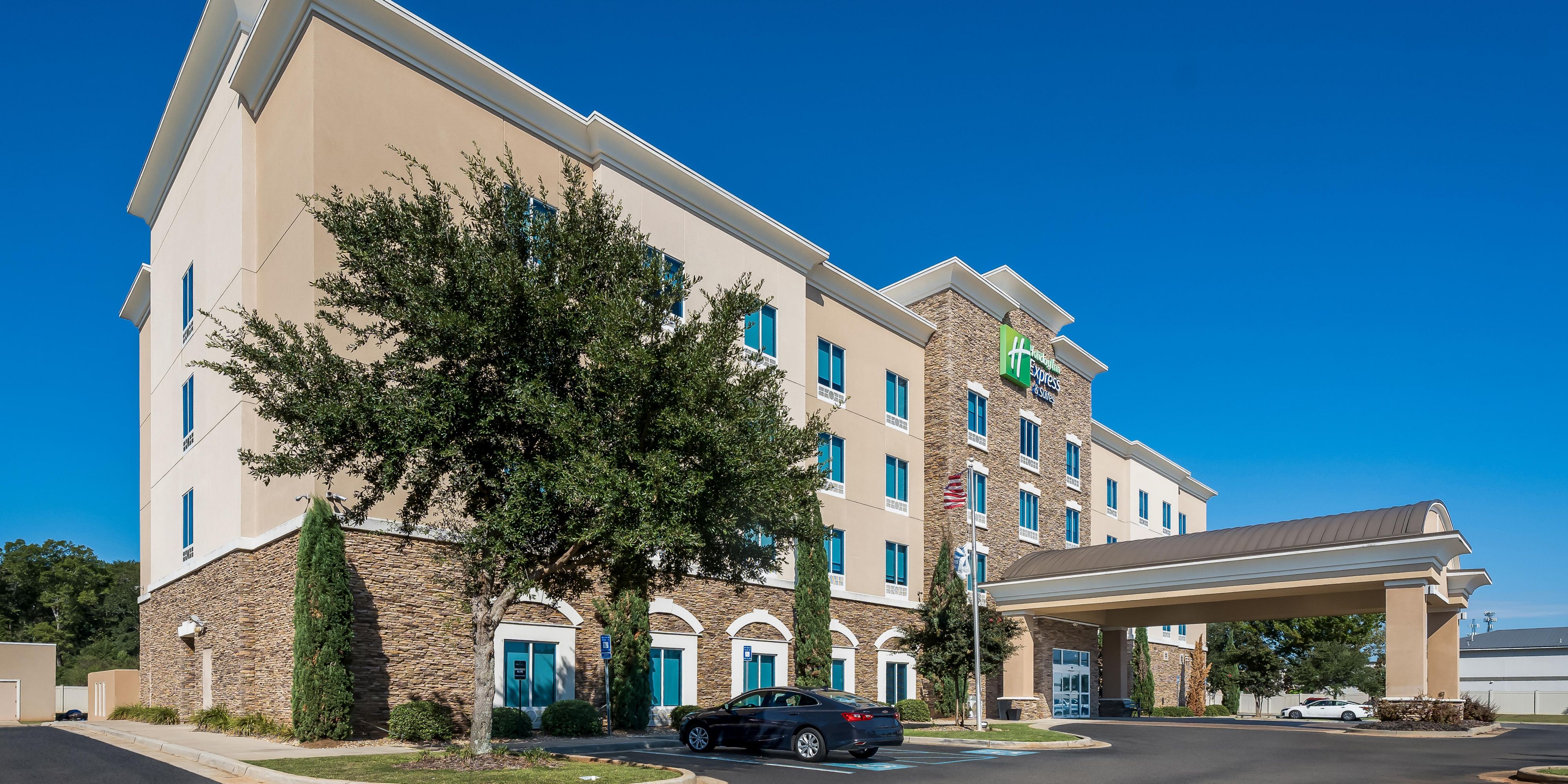 Holiday Inn Express & Suites Albany