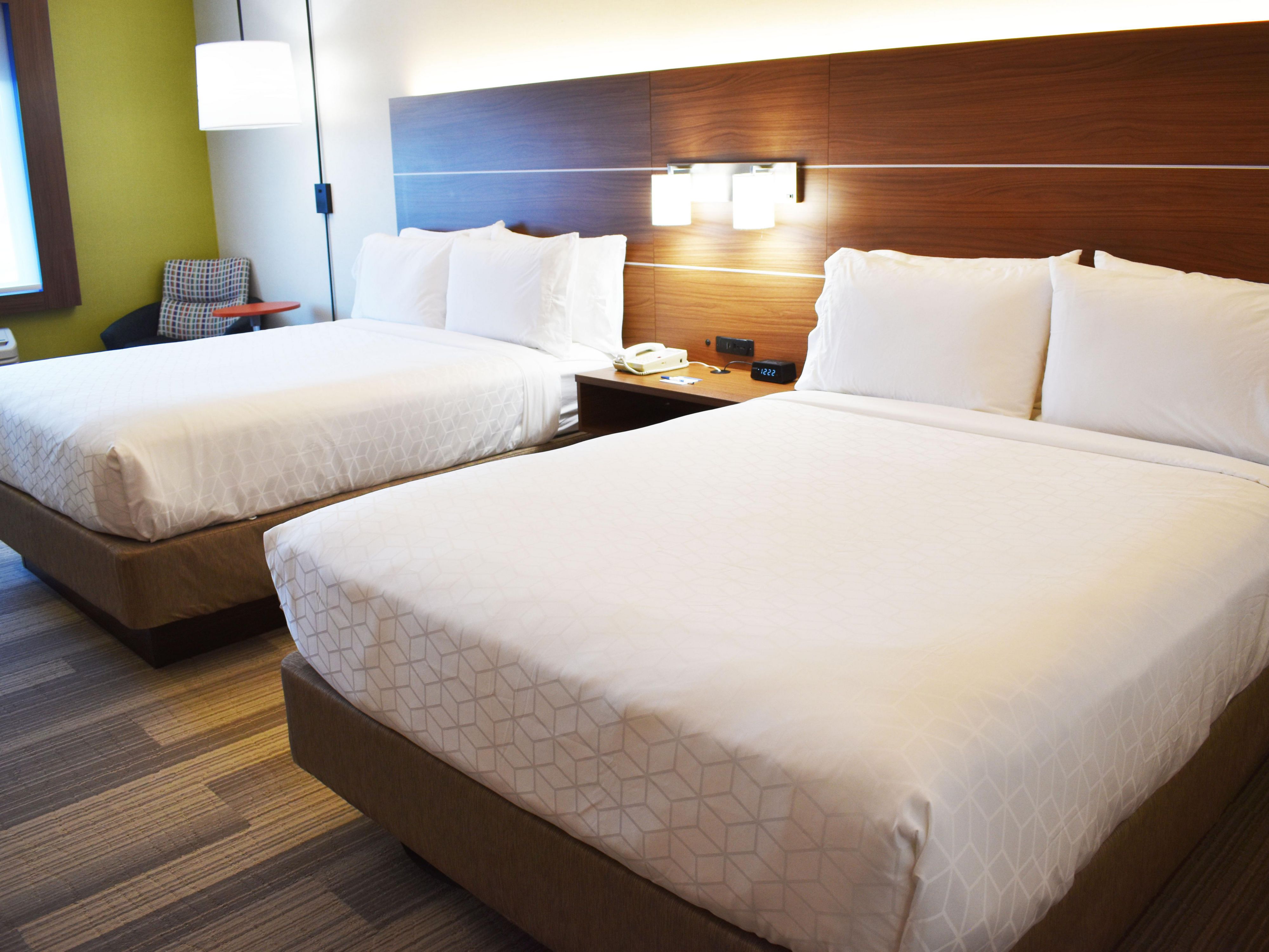 Holiday Inn Express Hotel & Suites Albany, an IHG Hotel - hotel rooms