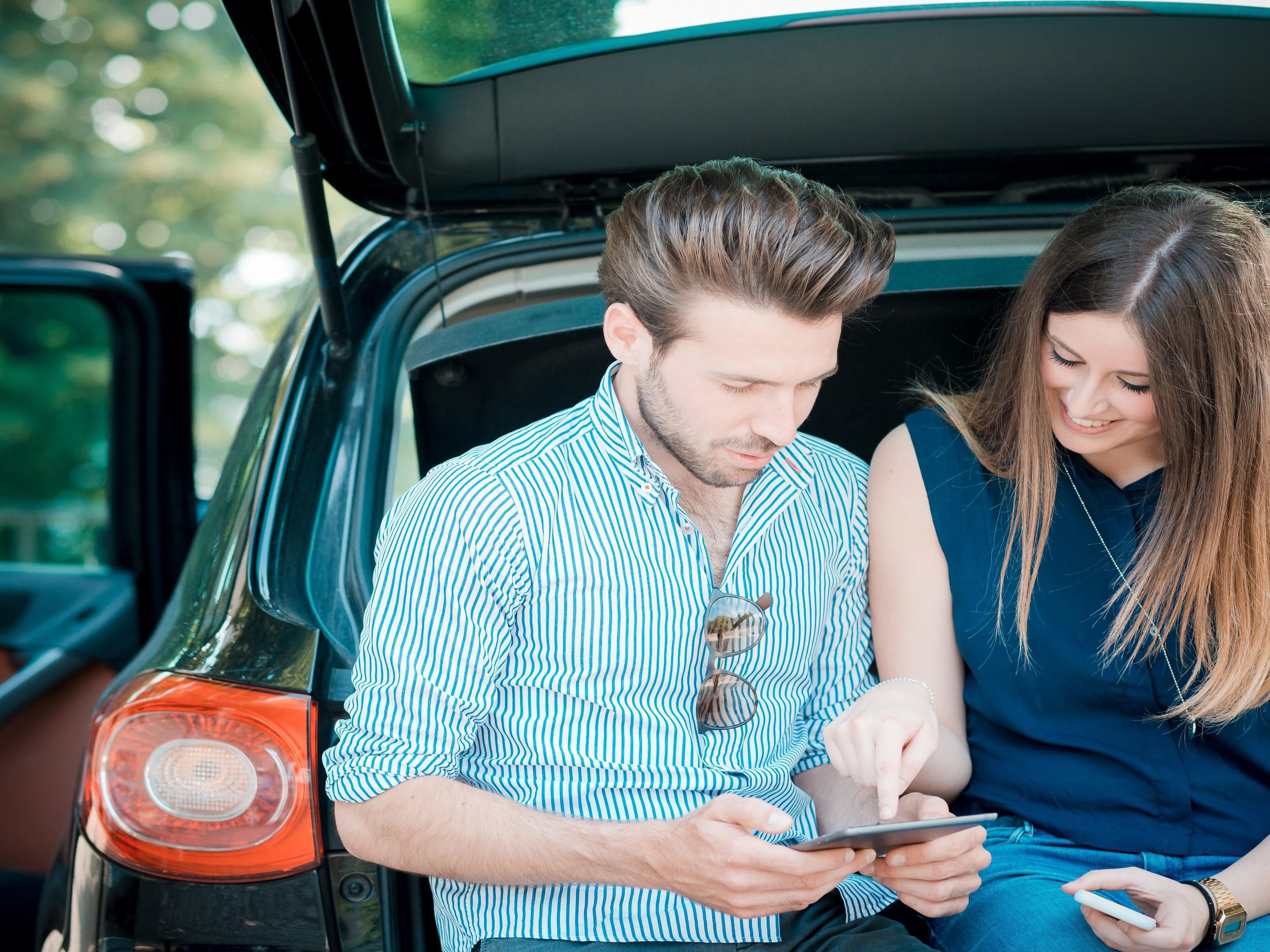 Traveling electric? We've got you covered. The Holiday Inn Express & Suites Albuquerque Midtown offers four on-site Blink EV charging stations, making it easy and convenient to power up during your stay. Whether you're here for business or leisure, you can rest easy knowing your vehicle will be ready to go when you are.

