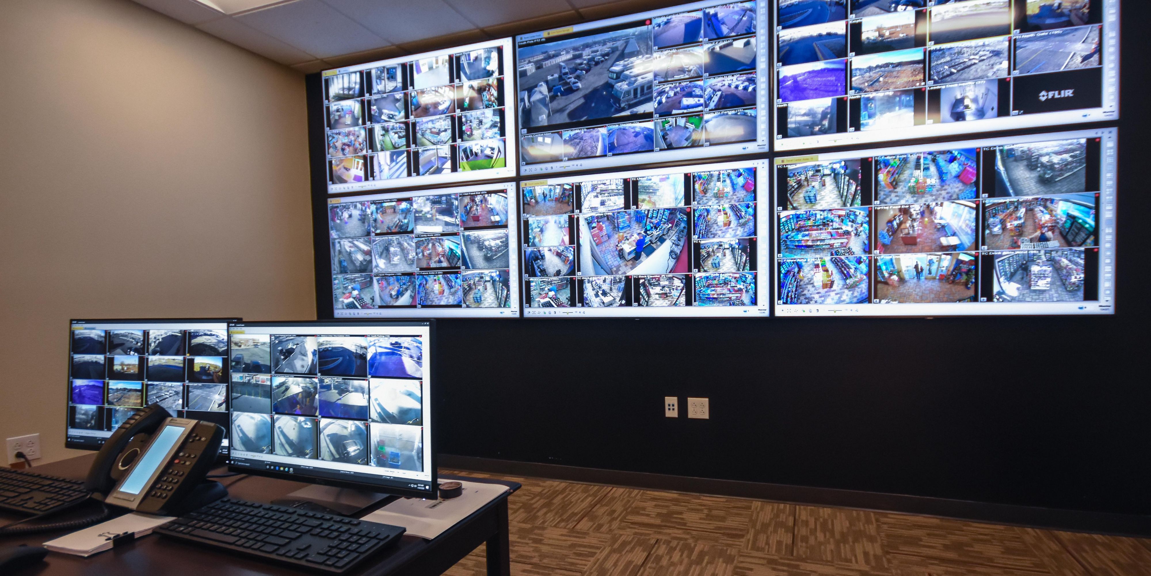 In addition to our live professional security patrols, our 24/7 security command center is equipped with a powerful video surveillance system and is located adjacent to the hotel and park area in the center of the nearly 80-acre Campus. It ensures public safety throughout the vast cultural, entertainment and office complex.