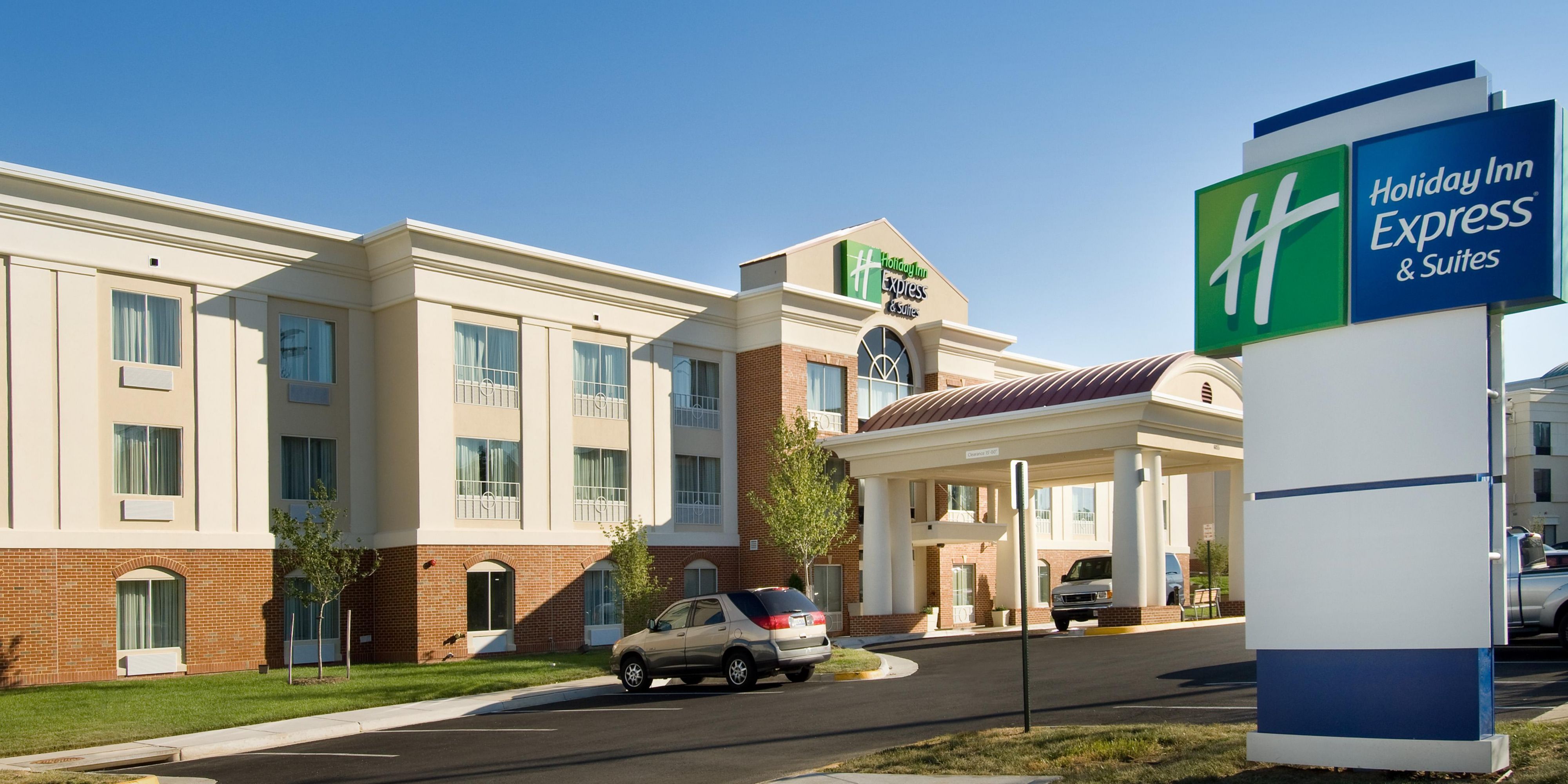 Holiday Inn Express & Suites Alexandria Fort Belvoir Map & Driving Directions Parking
