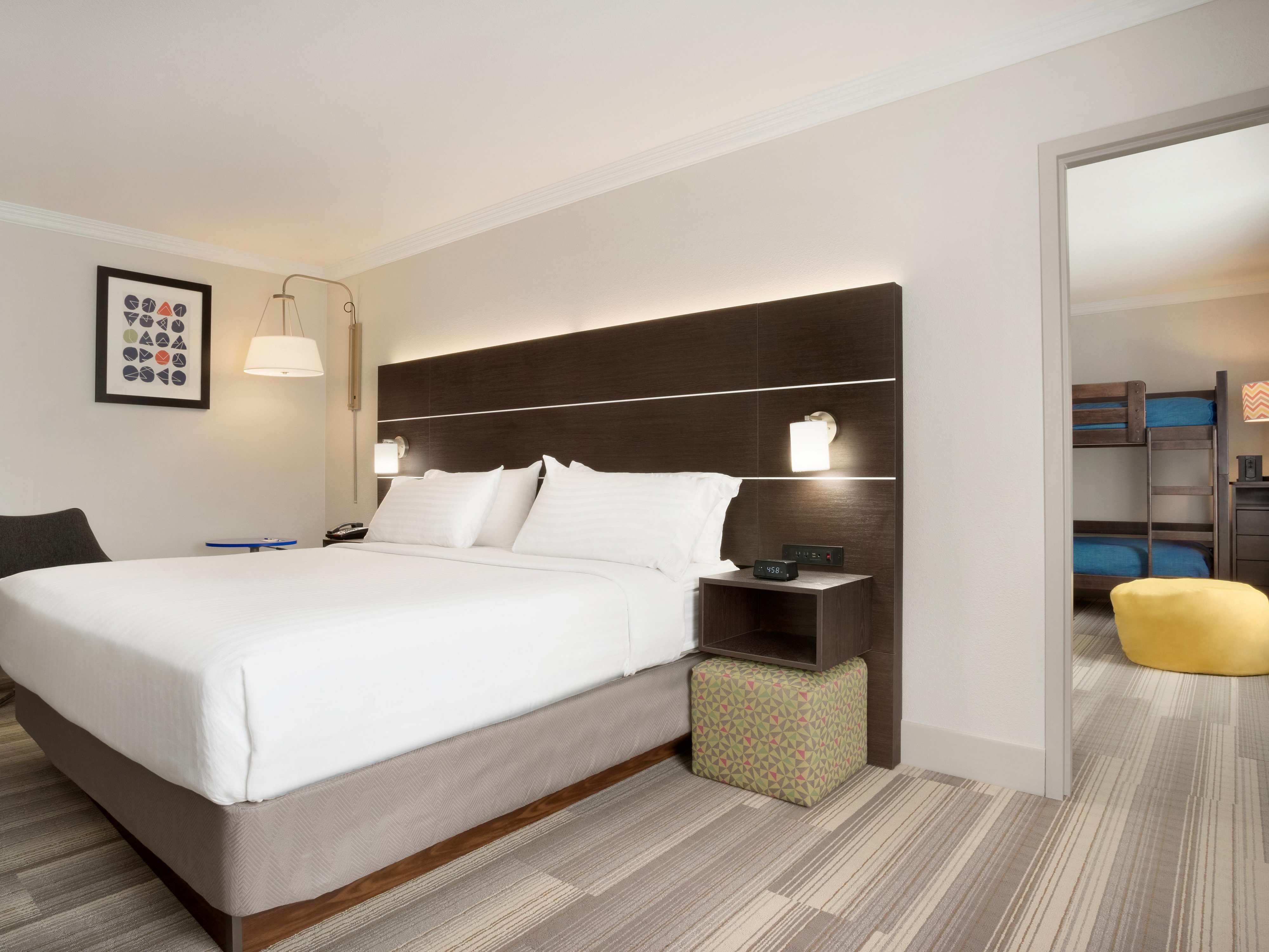 Hotels in Allen, TX | Holiday Inn Express & Suites Dallas NE - Allen