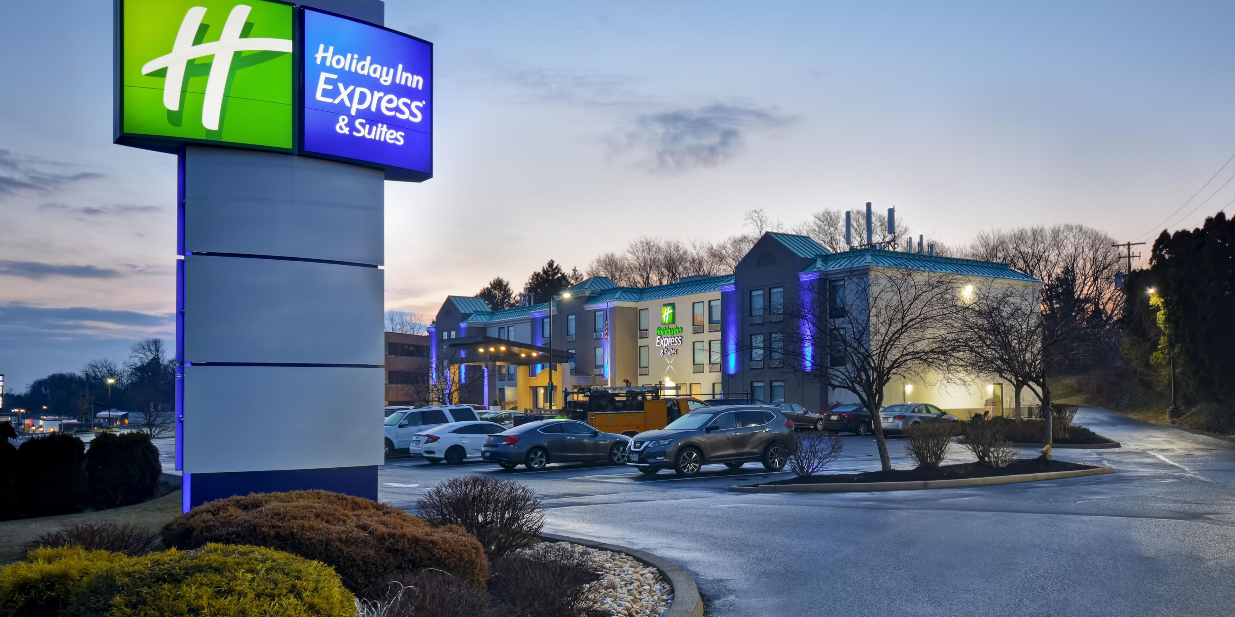 Does Allentown Do Street Cleaning On Christmas Eve 2022 Affordable Allentown Hotels | Holiday Inn Express & Suites Allentown Cen -  Dorneyville