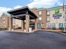 Holiday Inn Express & Suites Allentown Cen - Dorneyville in Reading, Pennsylvania