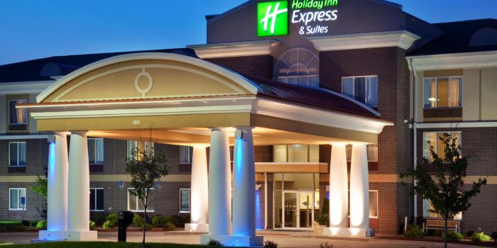 Holiday Inn Express & Suites Altoona-Des Moines