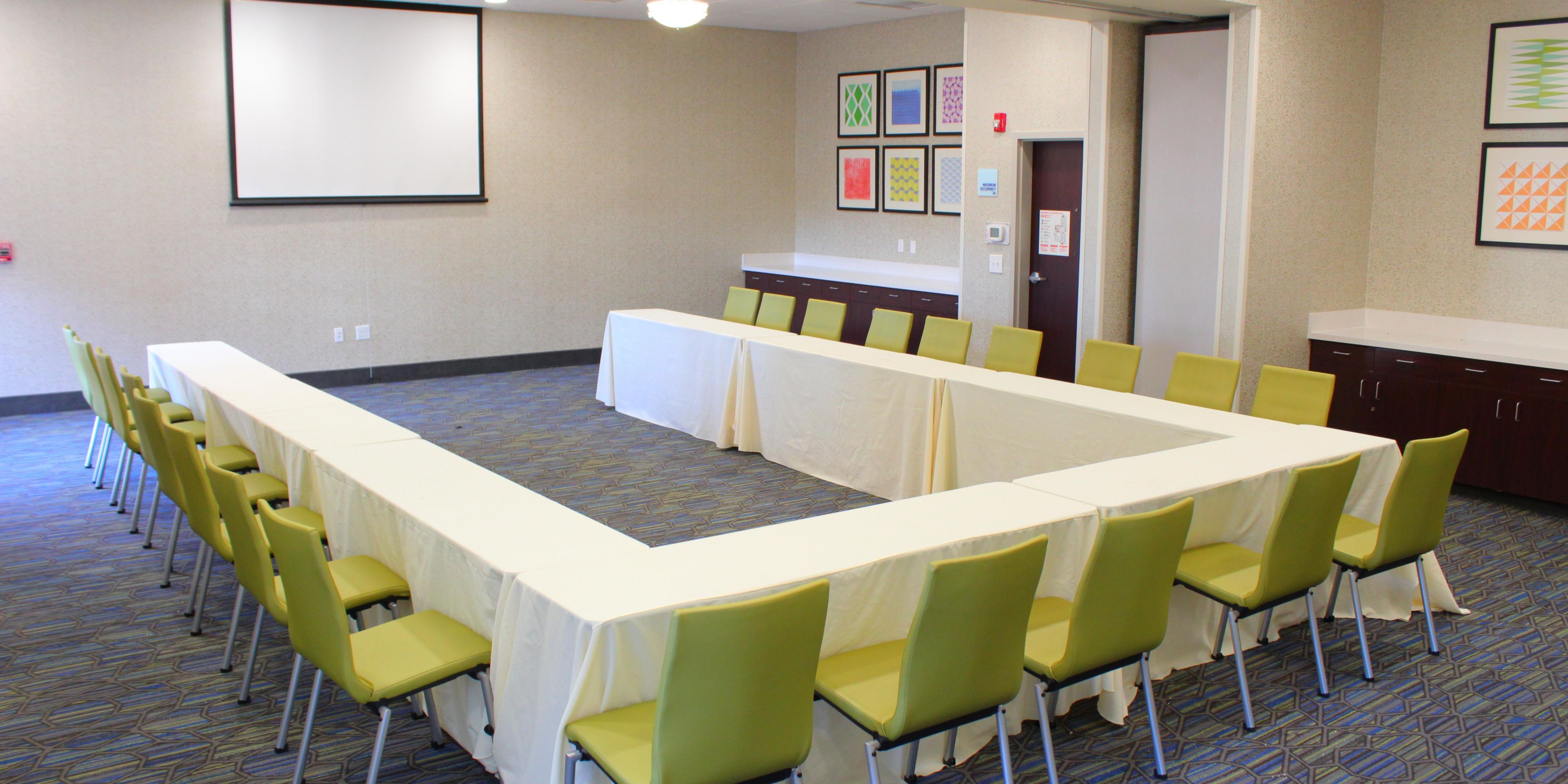 You can easily host a meeting or event in our two meeting rooms, the Cabernet Room 870 sq ft accommodates up to 60 and Chardonnay Half 435 sq ft accommodates up to 30. This space is best utilized for small parties, corporate meetings, team luncheons and many more! Contact our Sales Department for more information at (707) 552-8100 extension #2. 