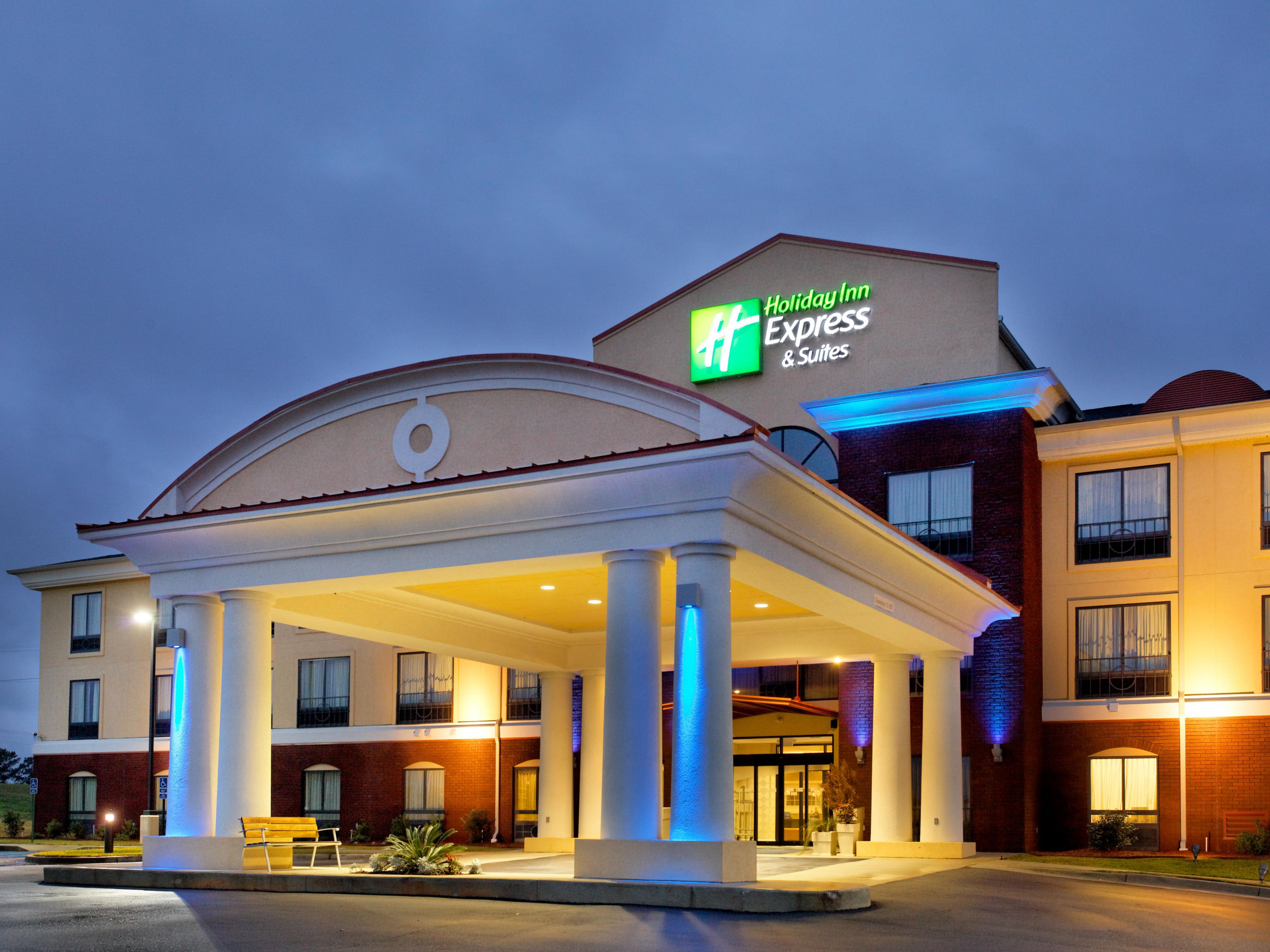 Hotel in Andalusia, AL | Holiday Inn Express & Suites Andalusia