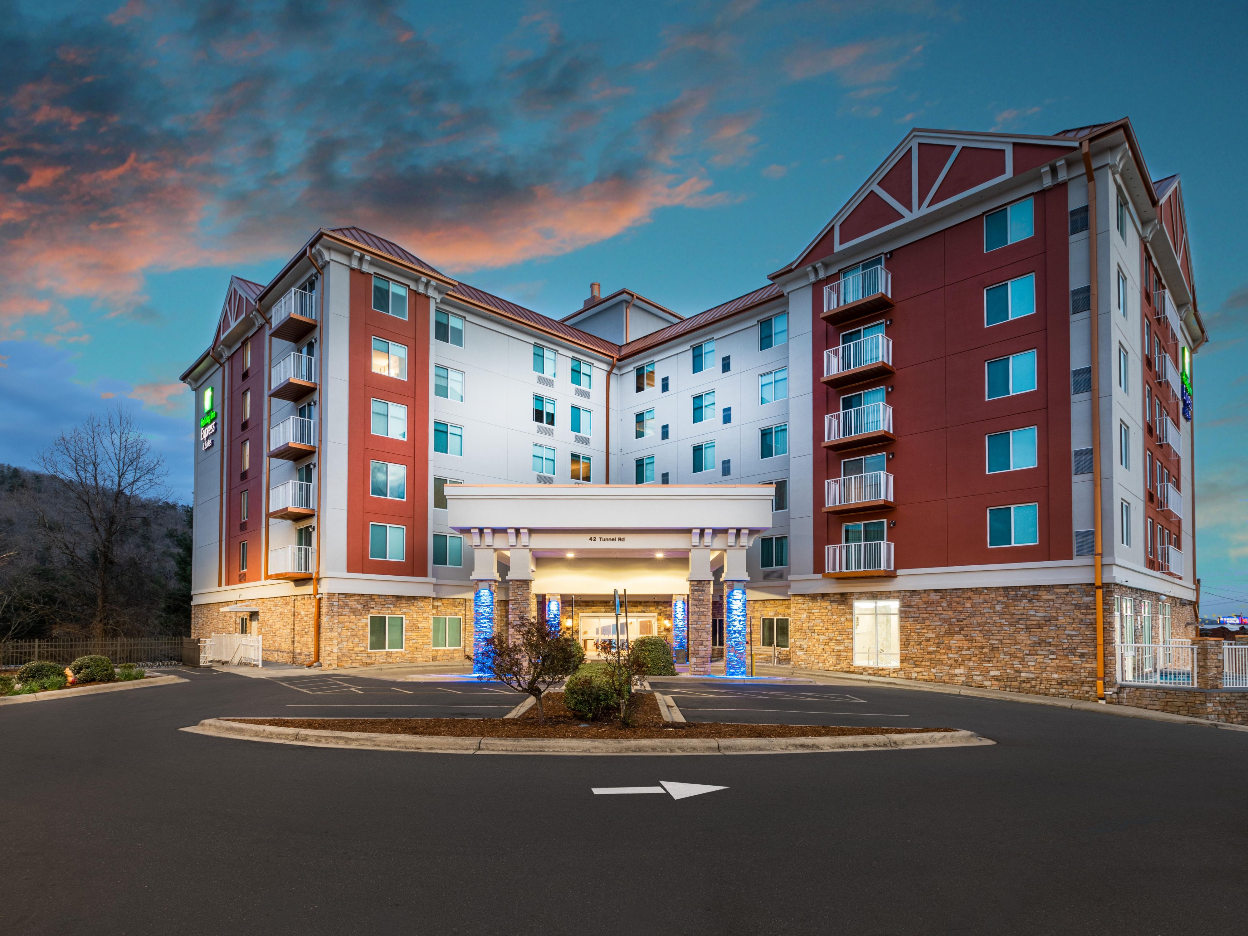 Asheville NC Hotels with Indoor Pool Holiday Inn Suites