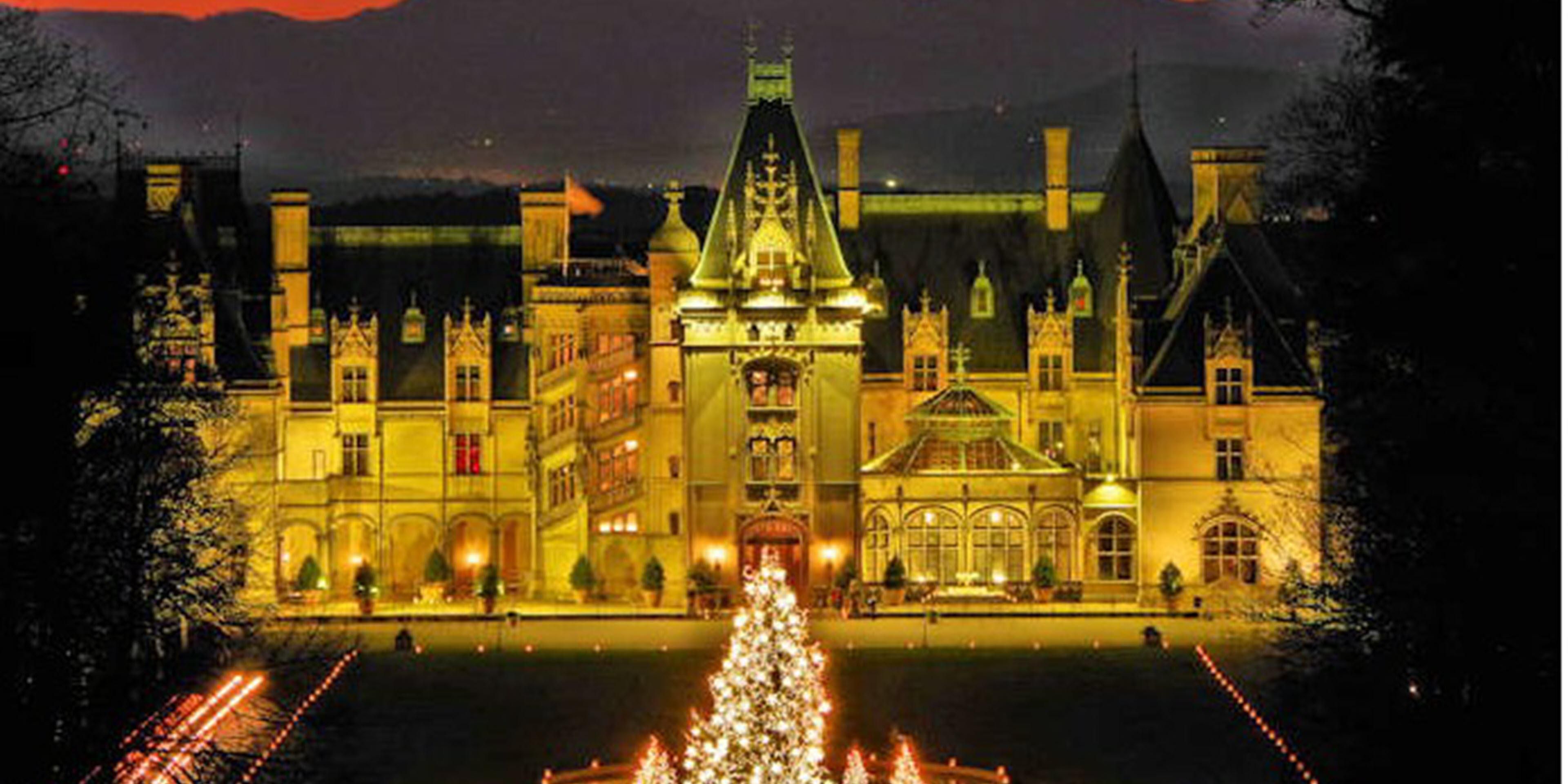 Holiday magic is calling your name! Plan your trip and visit the beautifully decorated Biltmore Estate during your next stay with us this holiday season. We're just 5 miles away so you can enjoy the best of Asheville with our top amenities so it feels like home. Plus, reach out to our front desk for information on discounted tickets.