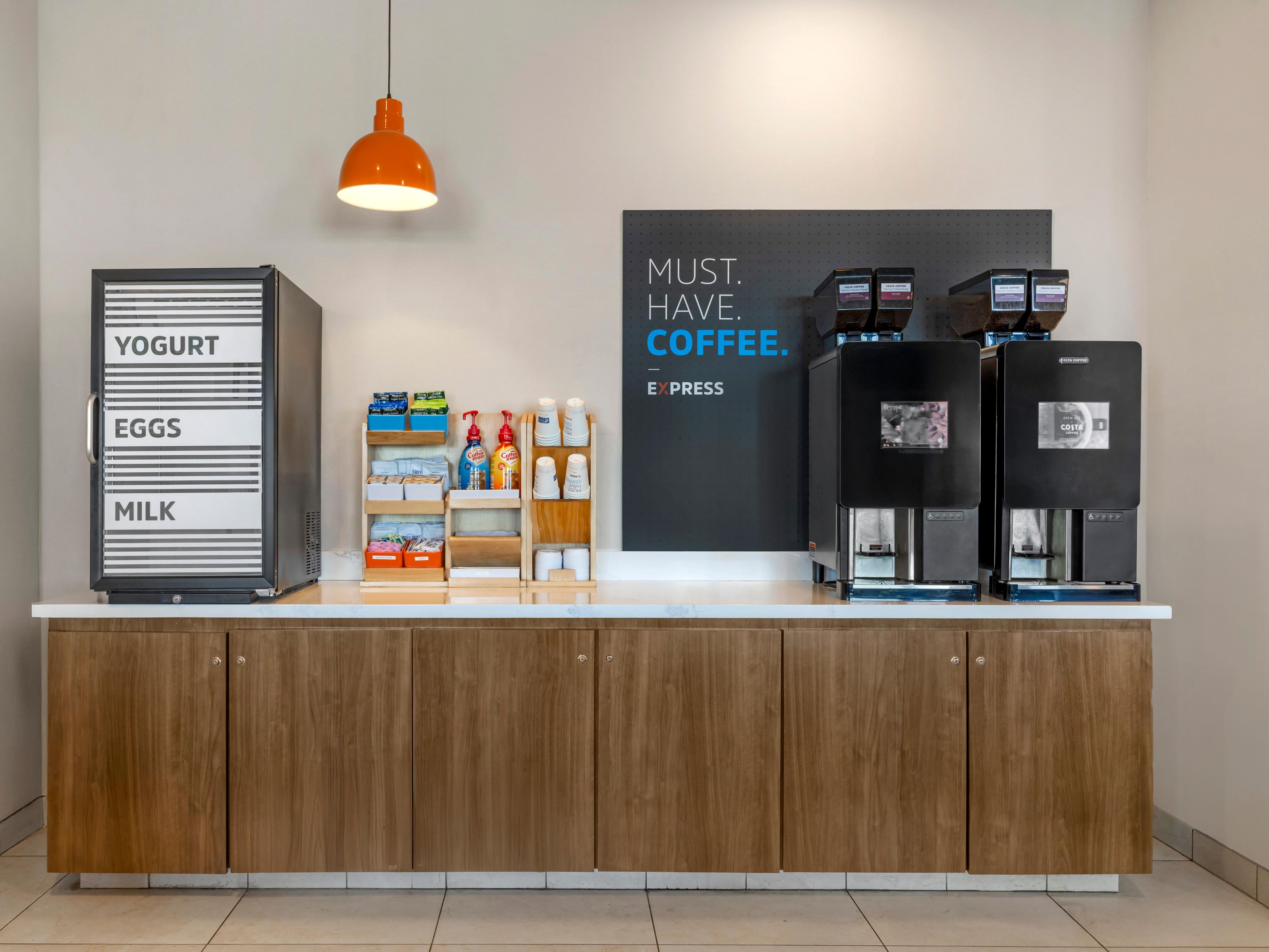 Savor the taste of freshly brewed coffee around the clock with our new bean-to-cup coffee machine, available 24/7 in the lobby. Elevate your stay with us and relish every sip of our exceptional coffee!