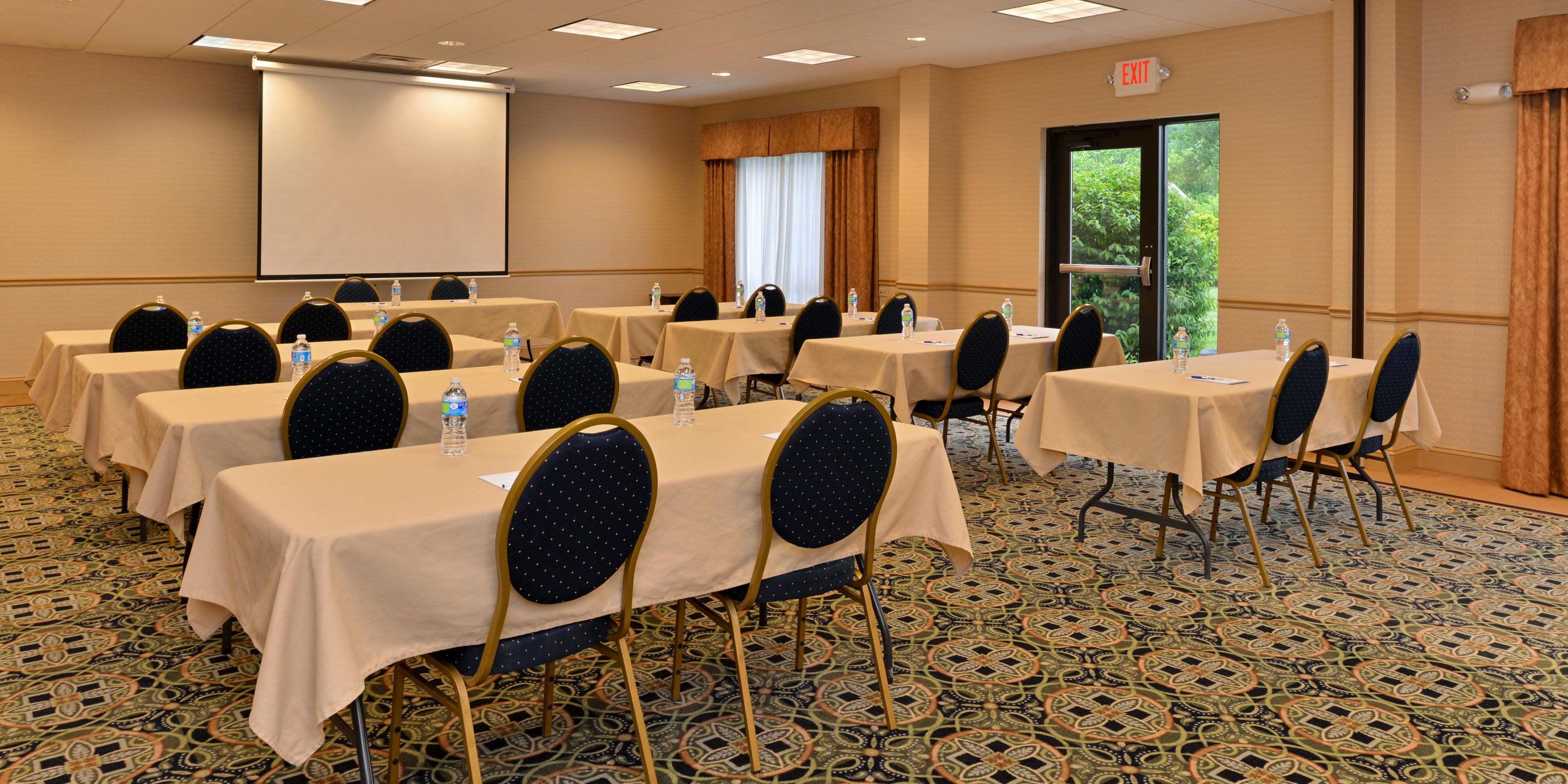 Our meeting space is available for rental for all types of events including corporate meetings, baby showers or employee parties. This space hosts up to 40 people and can be divided into smaller spaces to fit rental needs.
