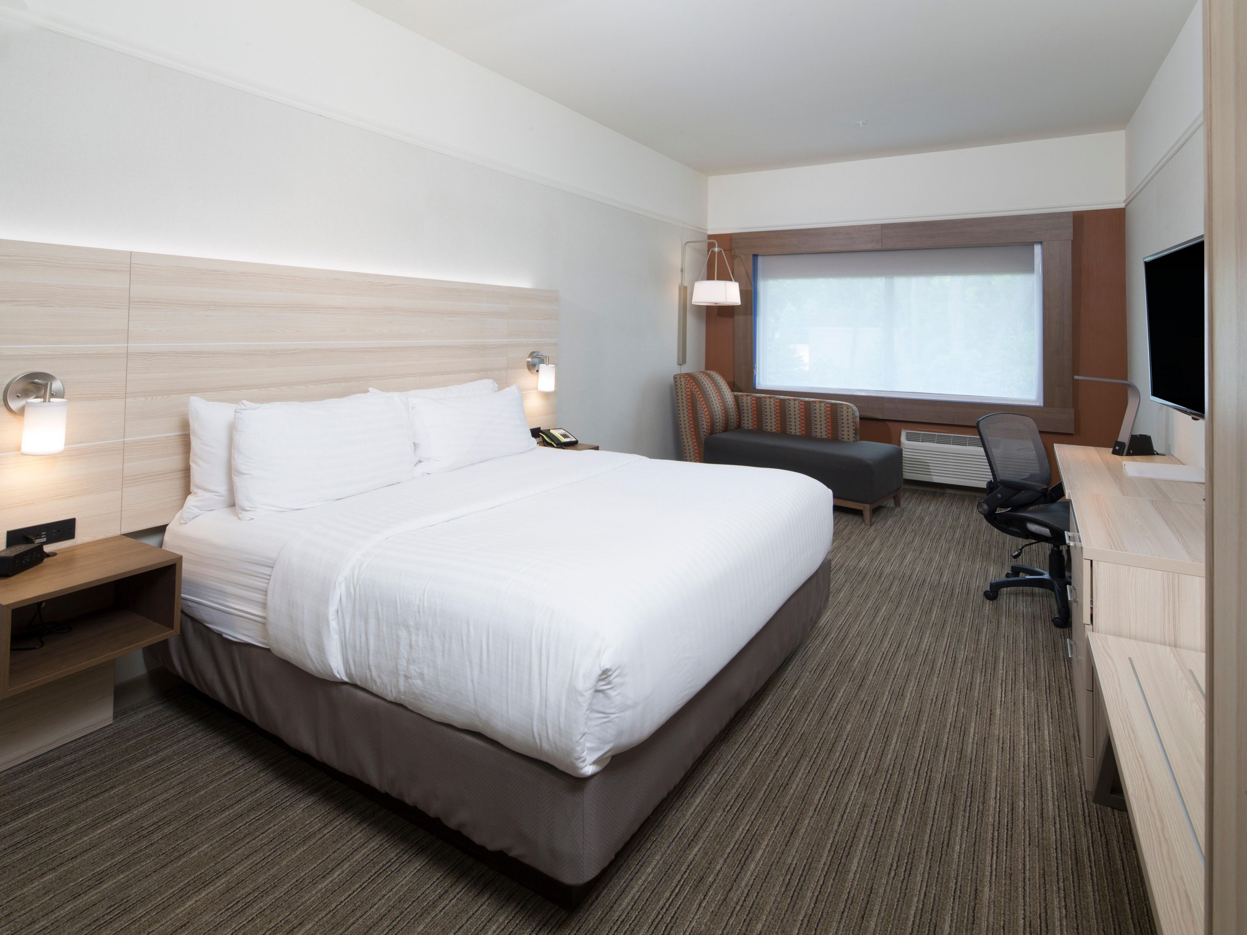 Enjoy king bed standard guest room with complimentary wifi