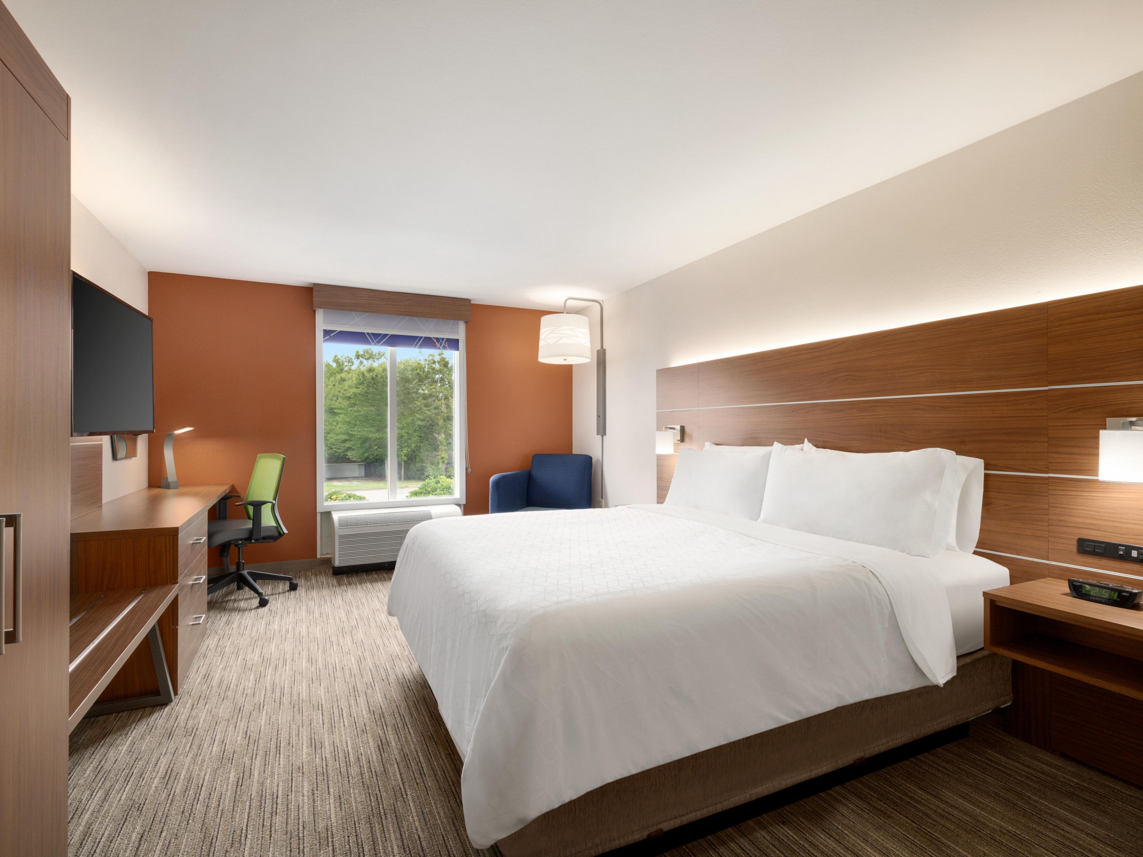 King Bed Guest Room