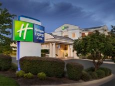 Holiday Inn Express & Suites Auburn - University Area