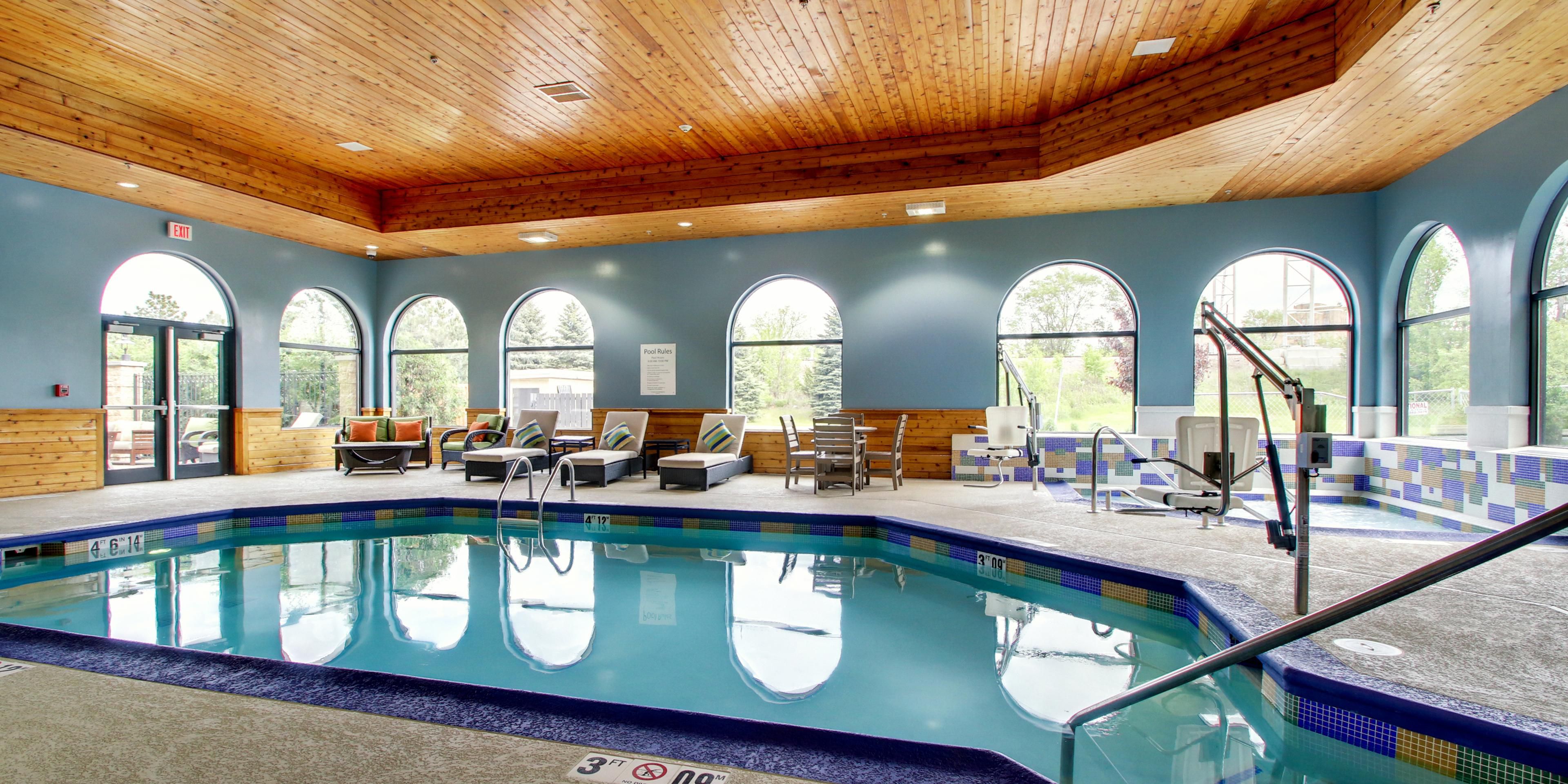 hotels in naperville il with indoor pools