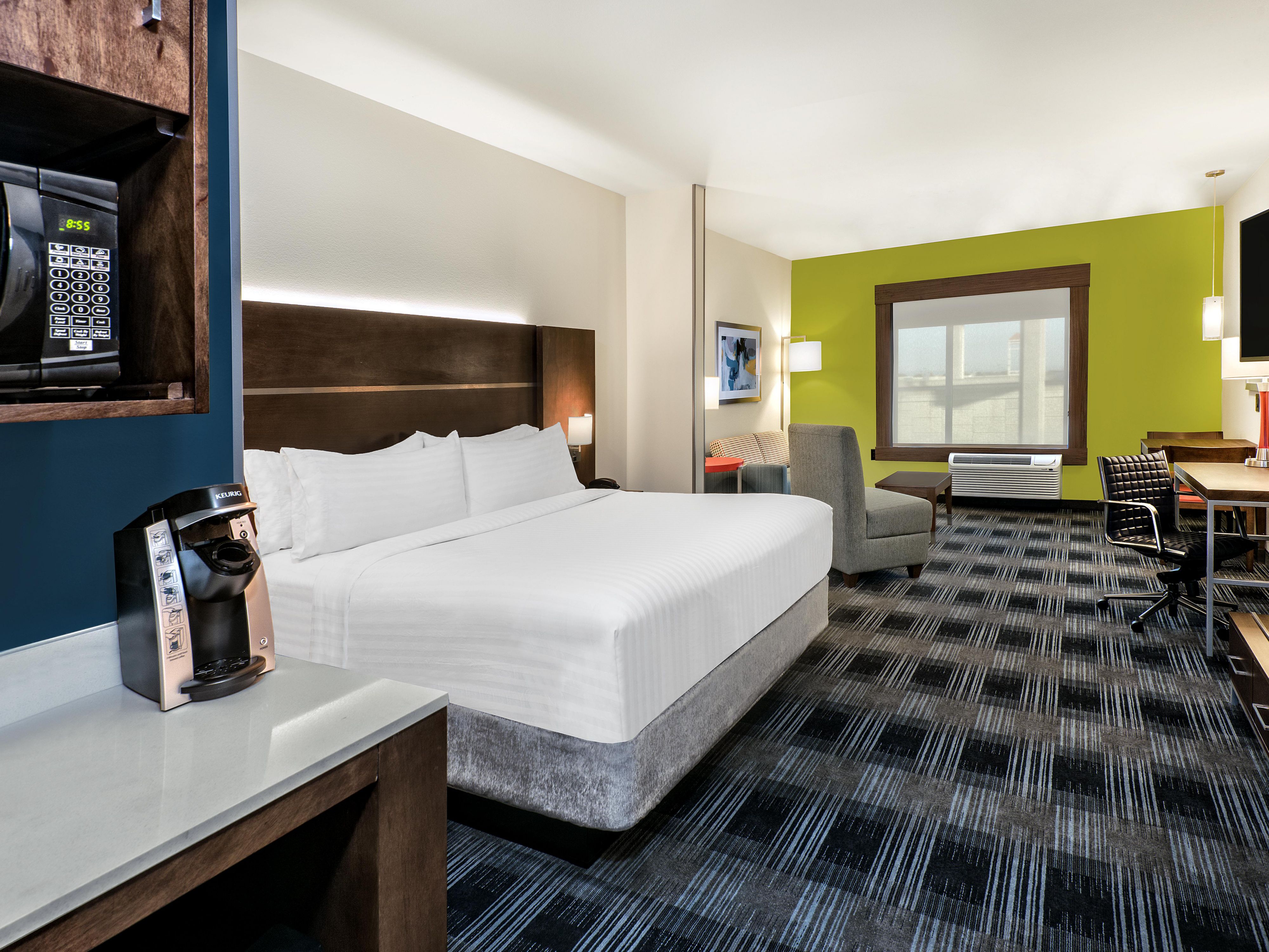 Our spacious suites are ideal for families or an extended stay. Each suite features a separate seating area with a pull-out sofa, full workstation so that you can stay productive on the road, Keurig coffee maker, microwave, mini-fridge, and HDTV. All of our guest rooms have complimentary Wi-Fi and our full hot breakfast buffet each morning.