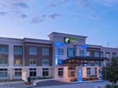 best hotels in leander tx