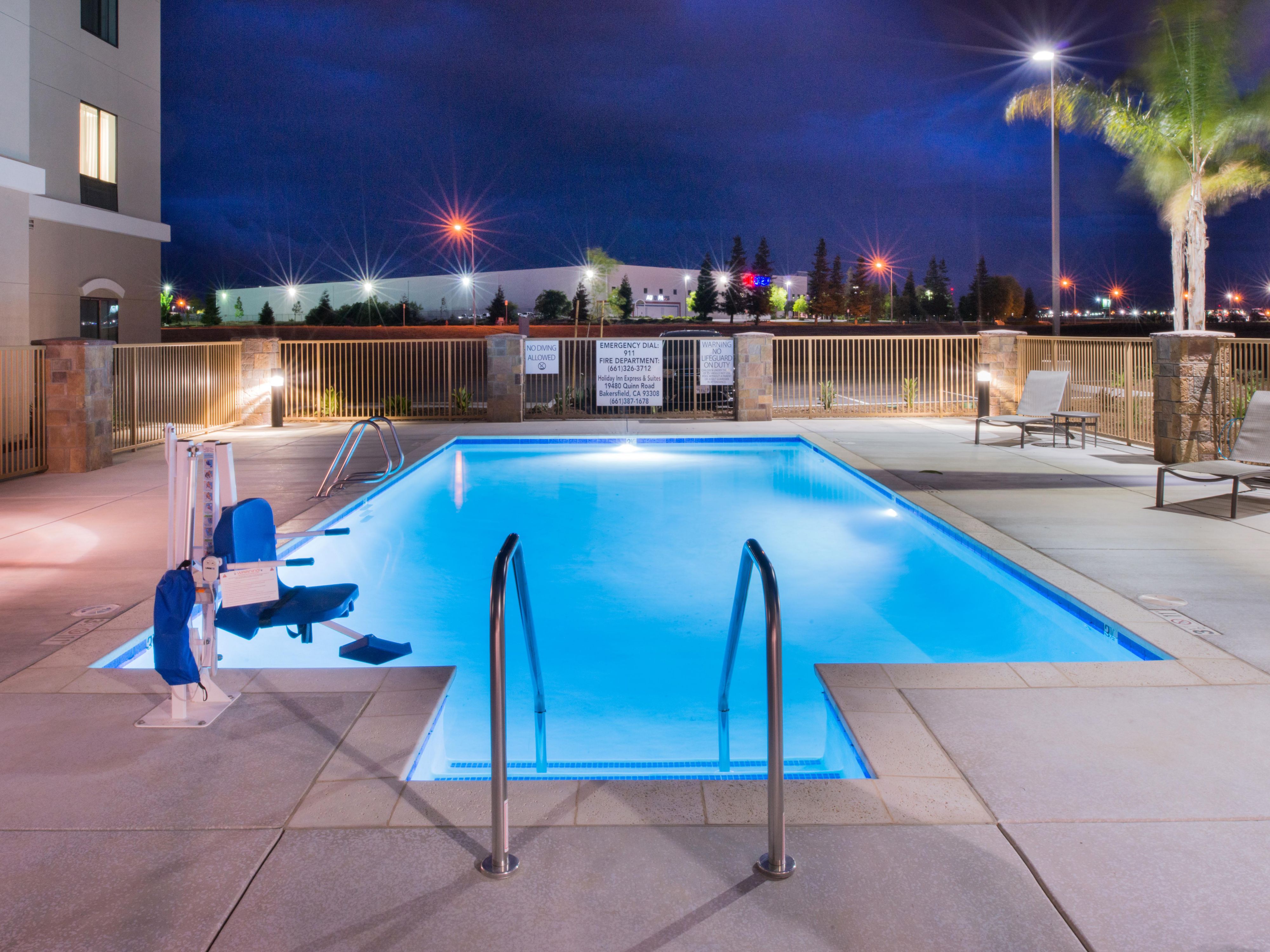 Unwind in our heated swimming pool at our North Bakersfield hotel!