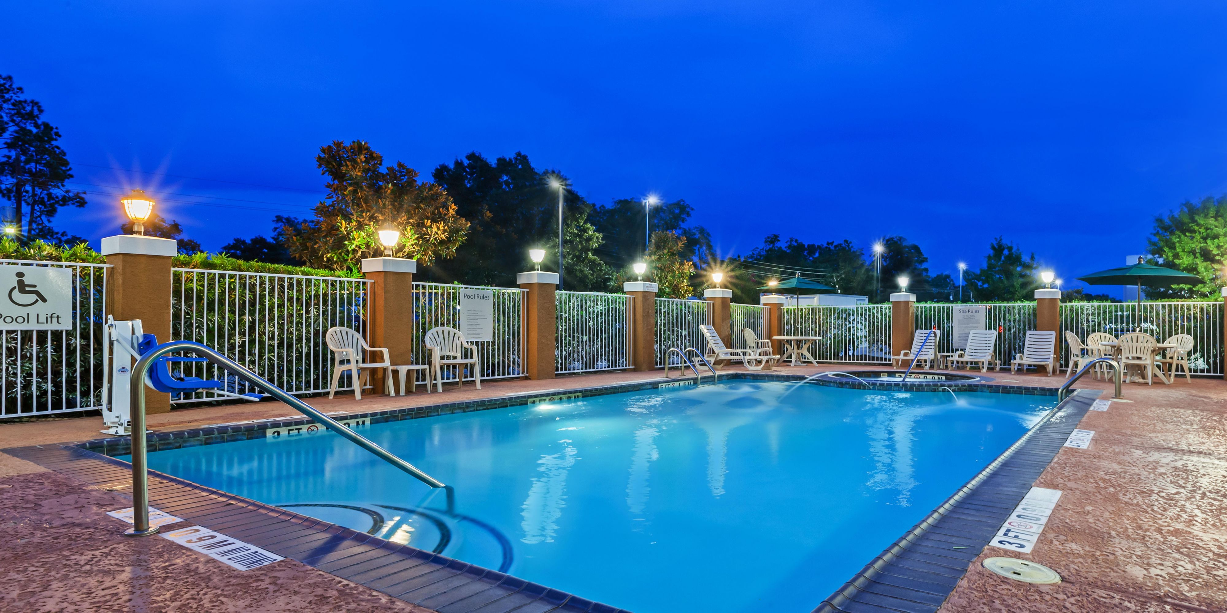 No stay at the Holiday Inn Express Beaumont would be complete without going for a dip in our outdoor heated pool!  Keep the kids entertained when you're not out exploring, or just enjoy a relaxing soak in our whirlpool spa.